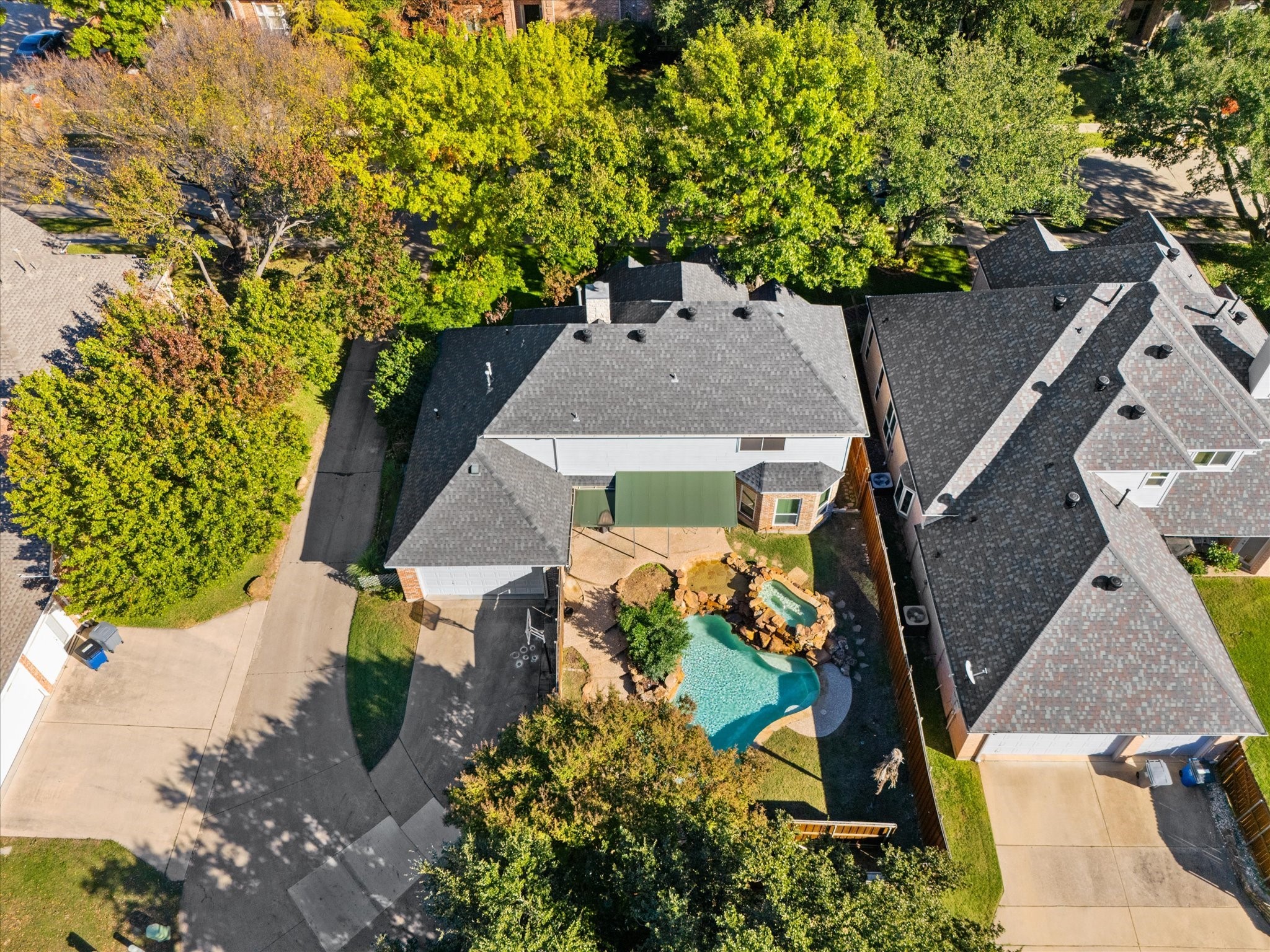 18731 Thorntree Lane Dallas TX 75252