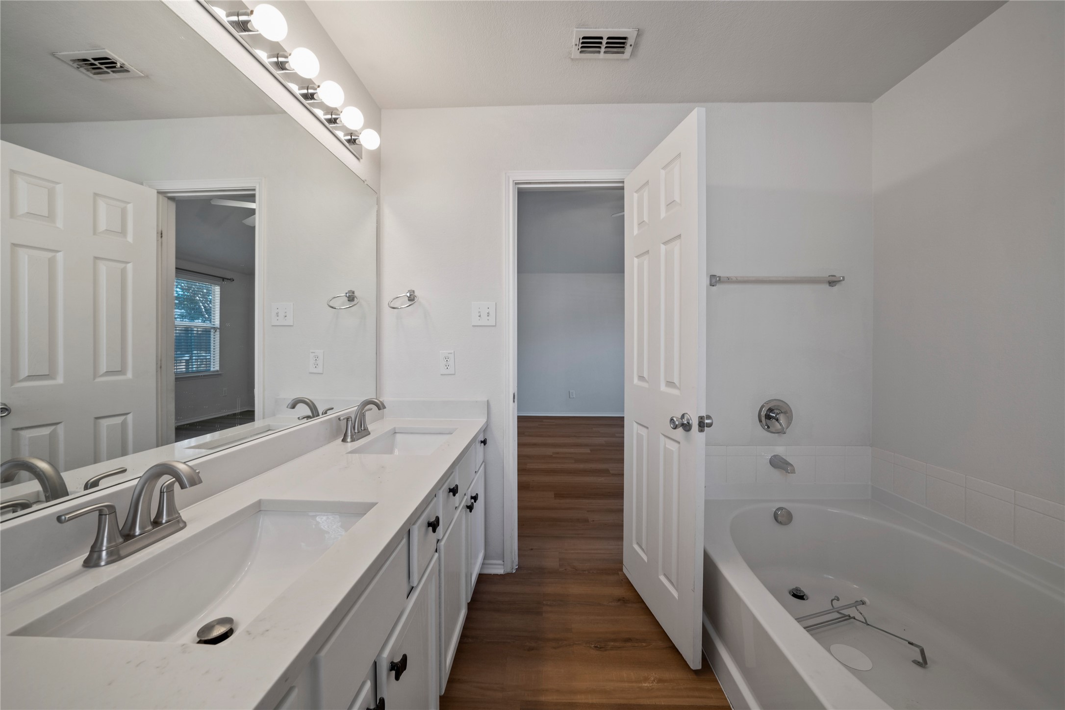 3904 Oakhurst Lane Mckinney TX 75070