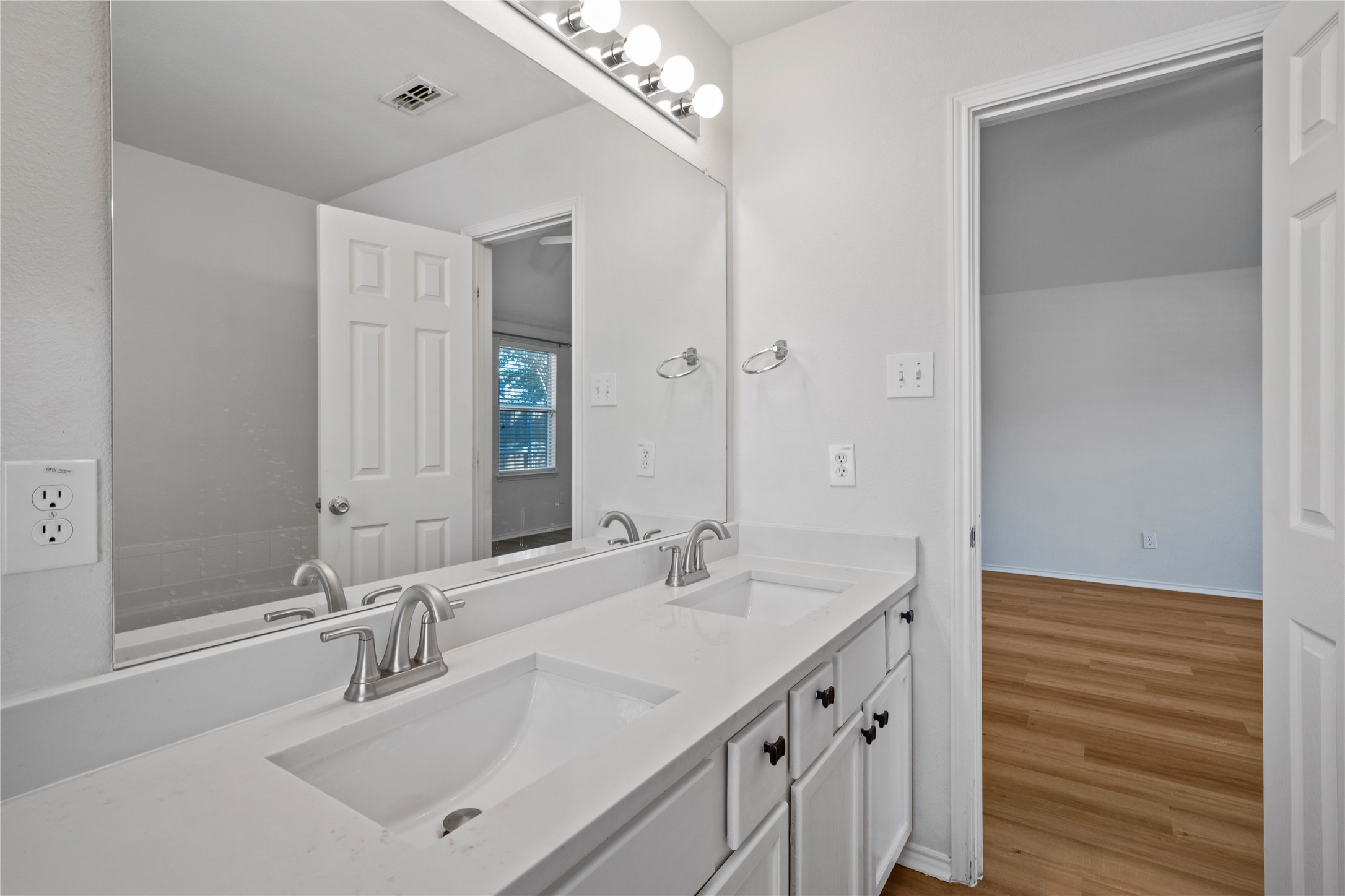 3904 Oakhurst Lane Mckinney TX 75070