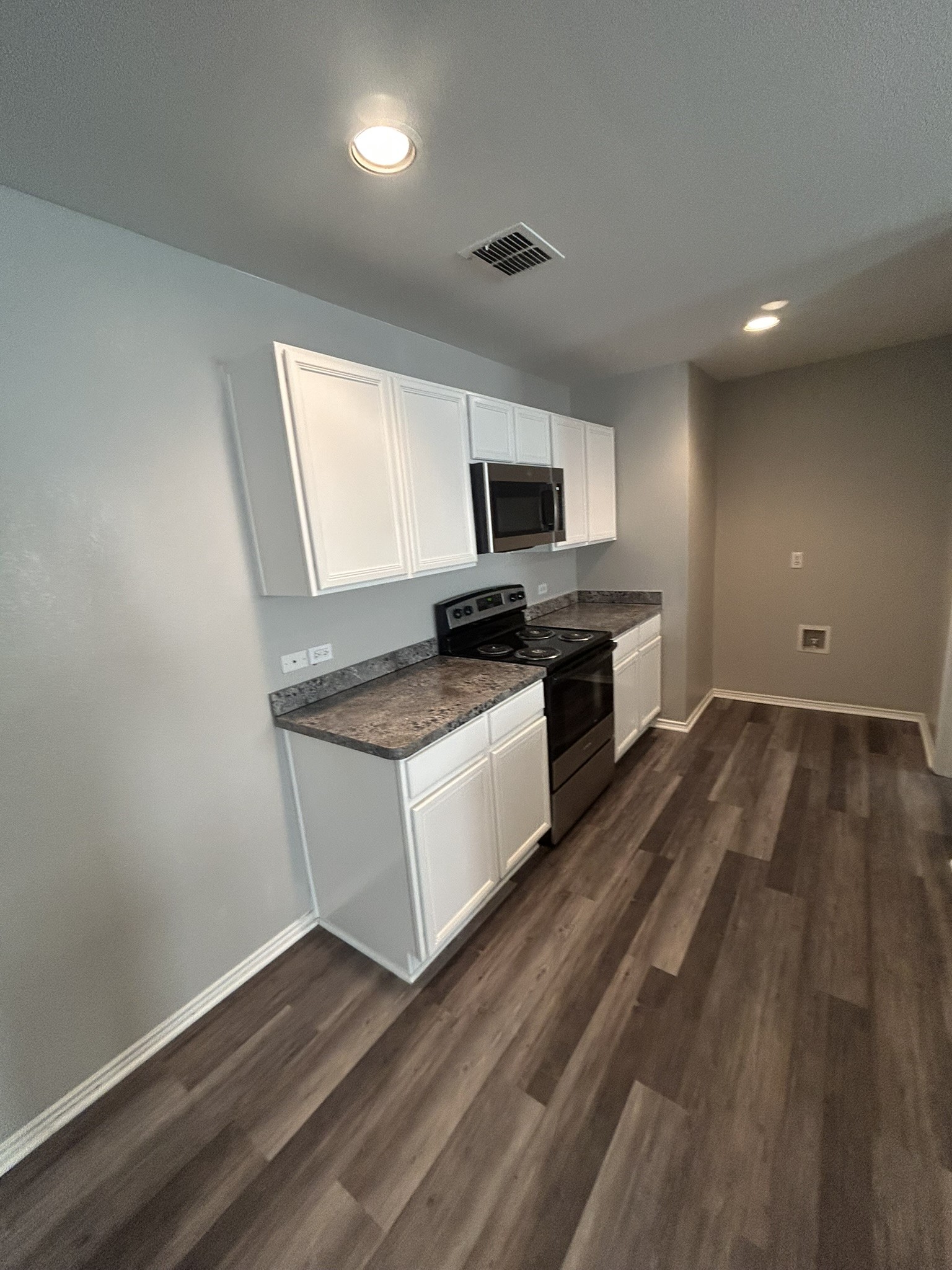 496 Canvas Court Crowley TX 76036