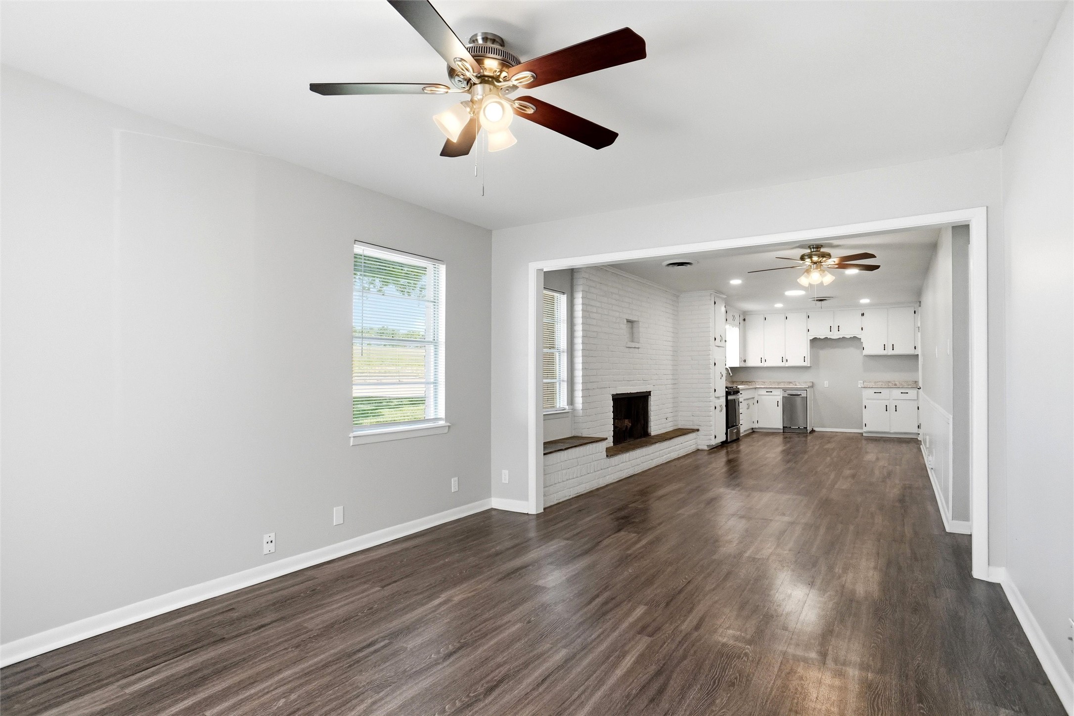 101 Glenhaven Drive Azle TX 76020