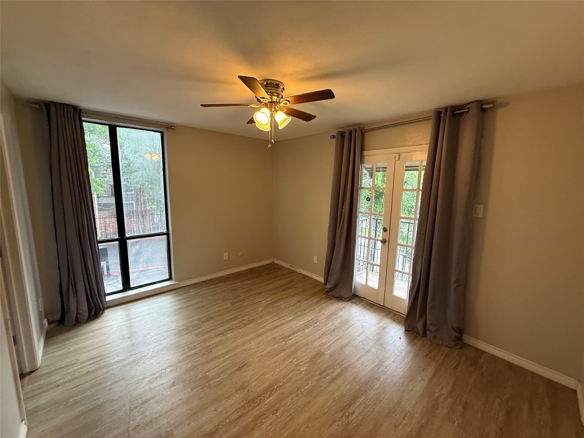 7522 Holly Hill Drive Dallas TX 75231