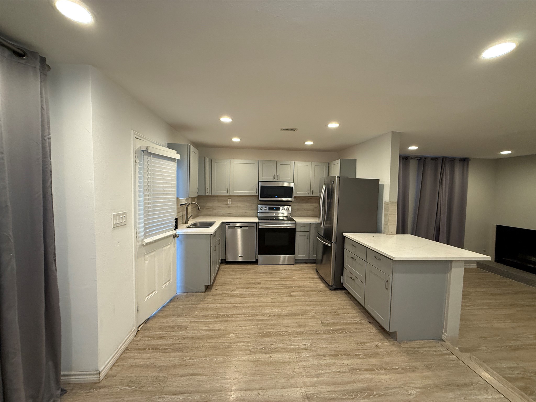 7522 Holly Hill Drive Dallas TX 75231
