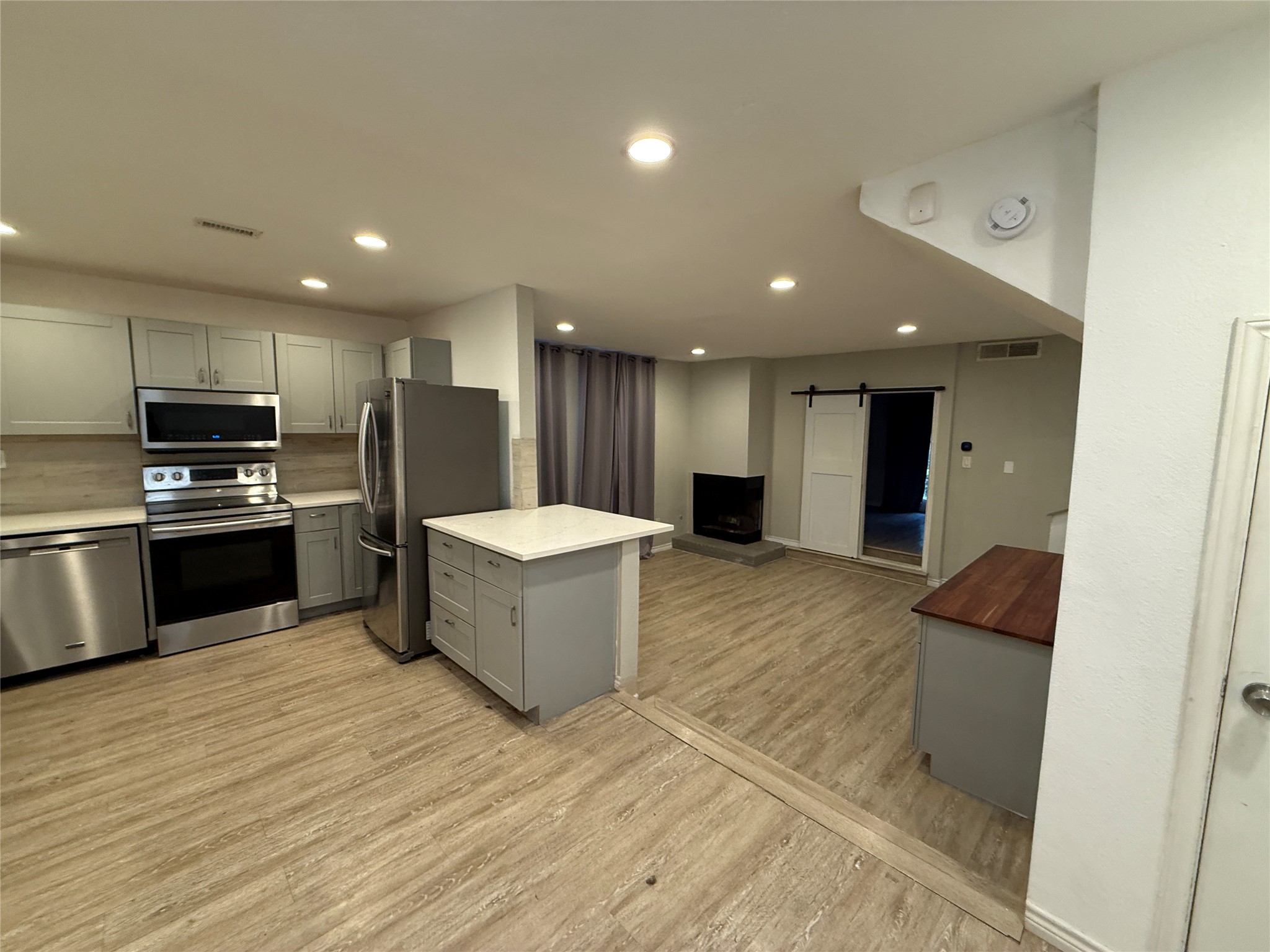 7522 Holly Hill Drive Dallas TX 75231