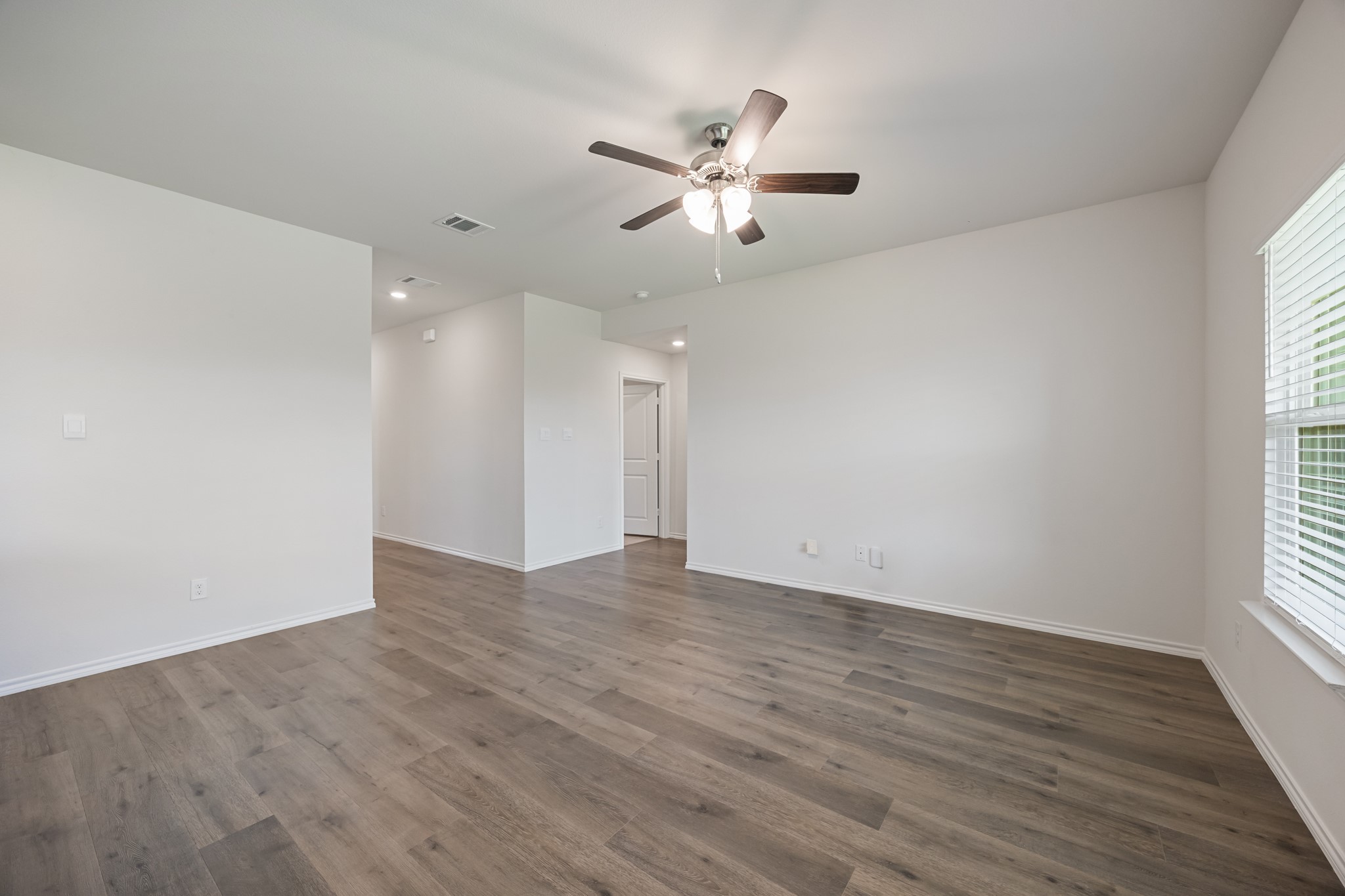 214 Crookedfield Drive Nevada TX 75173