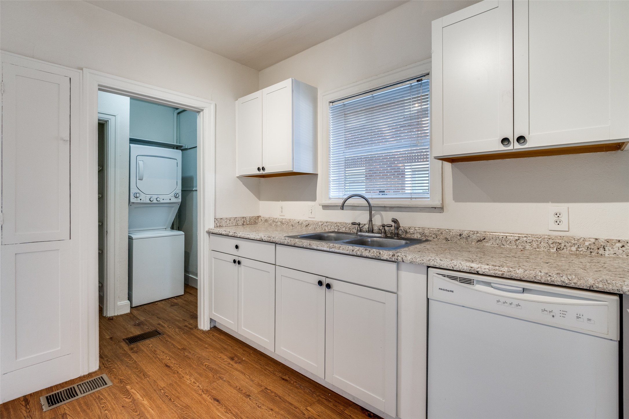 4012 Prescott Avenue Dallas TX 75219