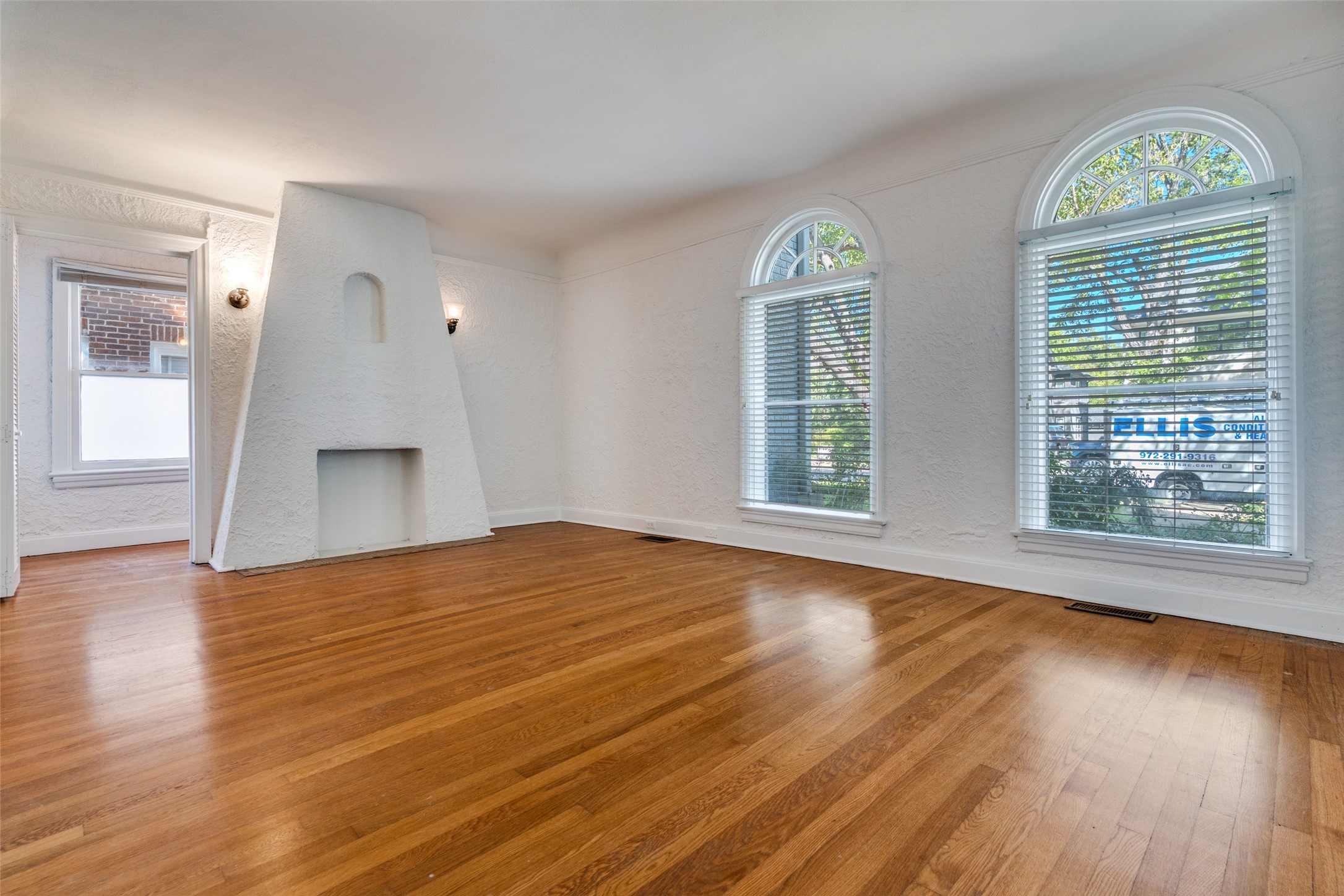 4012 Prescott Avenue Dallas TX 75219