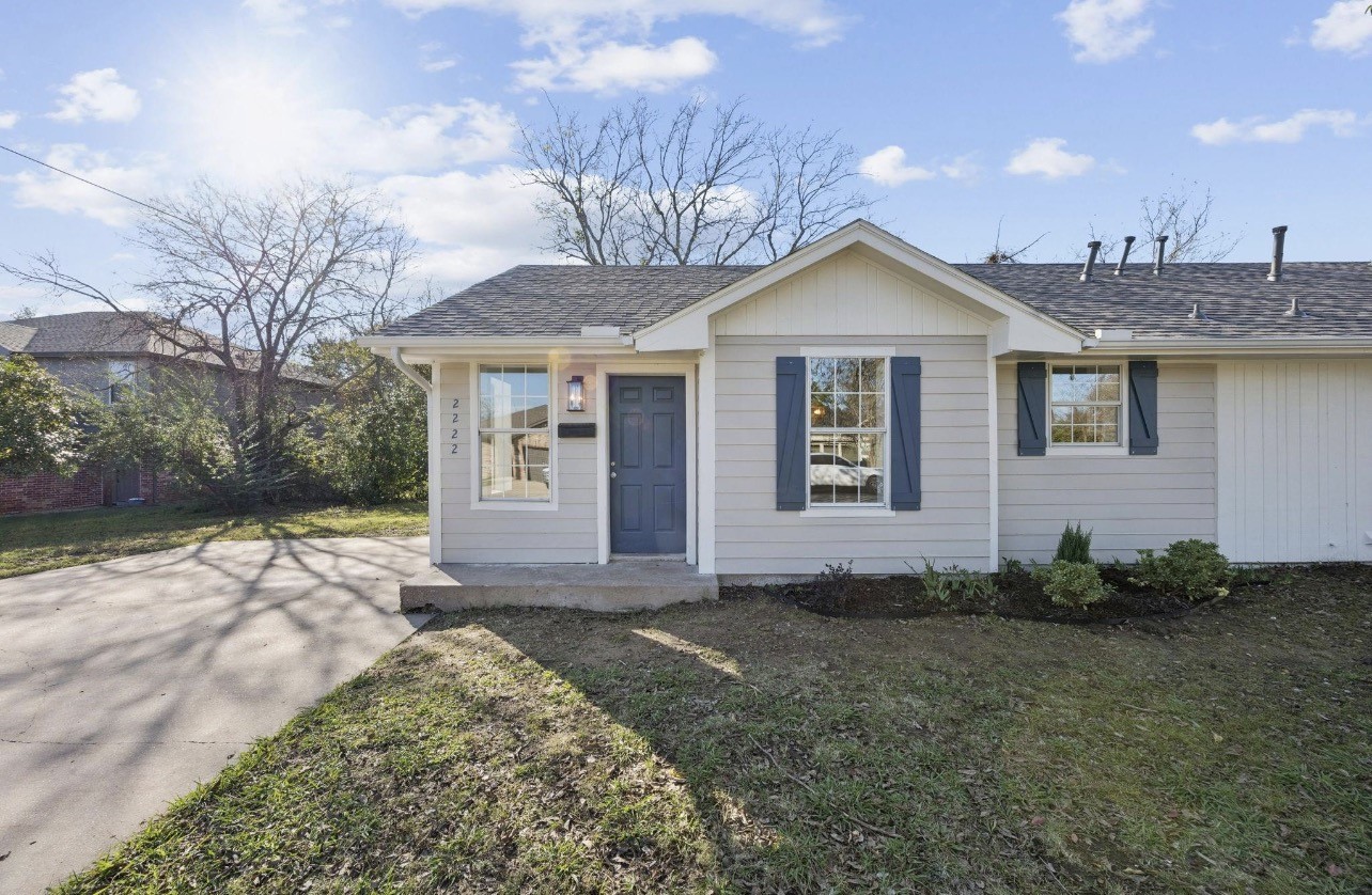 2222 N Hickory Street Sherman TX 75092