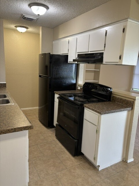 5100 Herrick Court Haltom City TX 76117