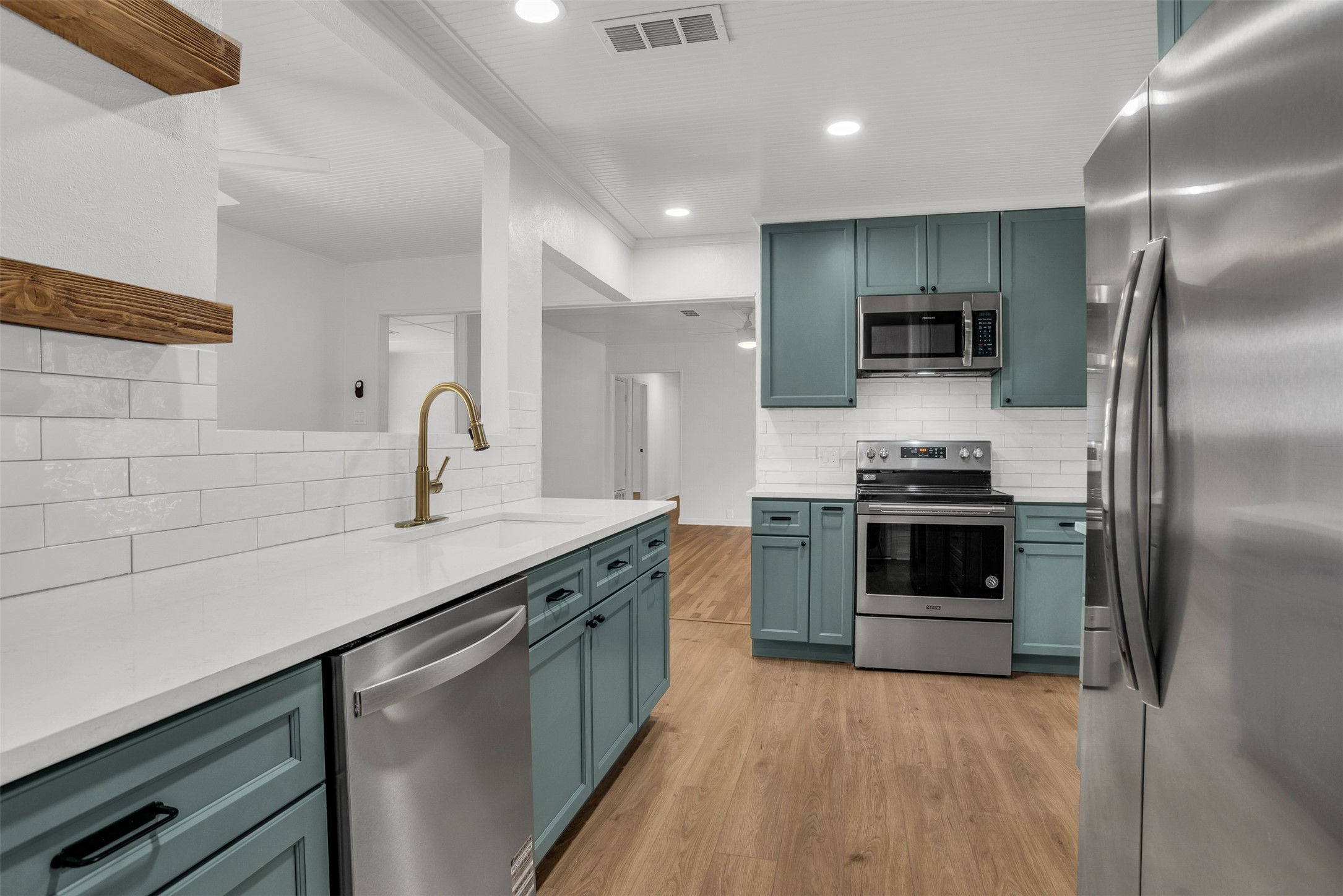 1403 Harpole Road E Argyle TX 76226
