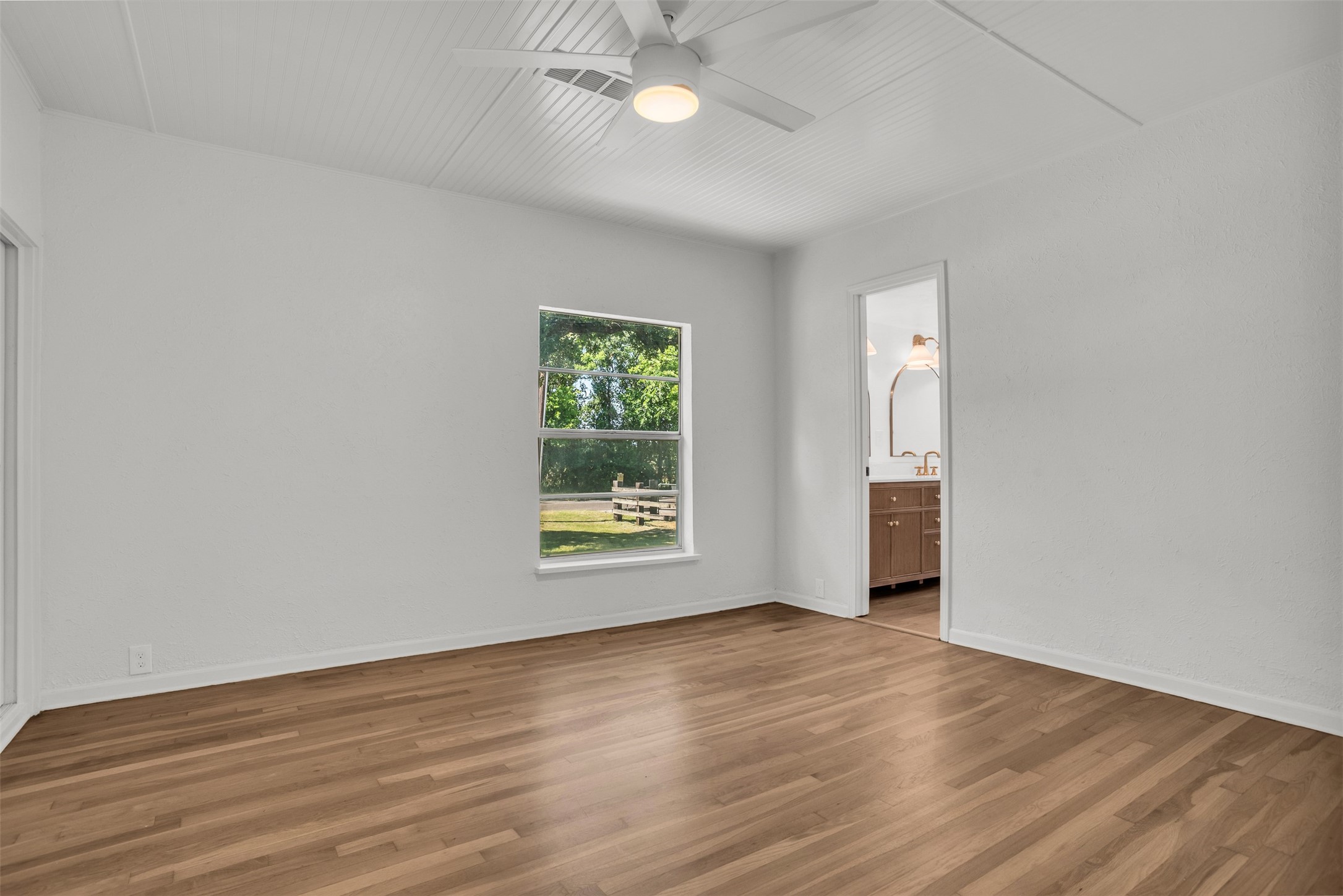 1403 Harpole Road E Argyle TX 76226