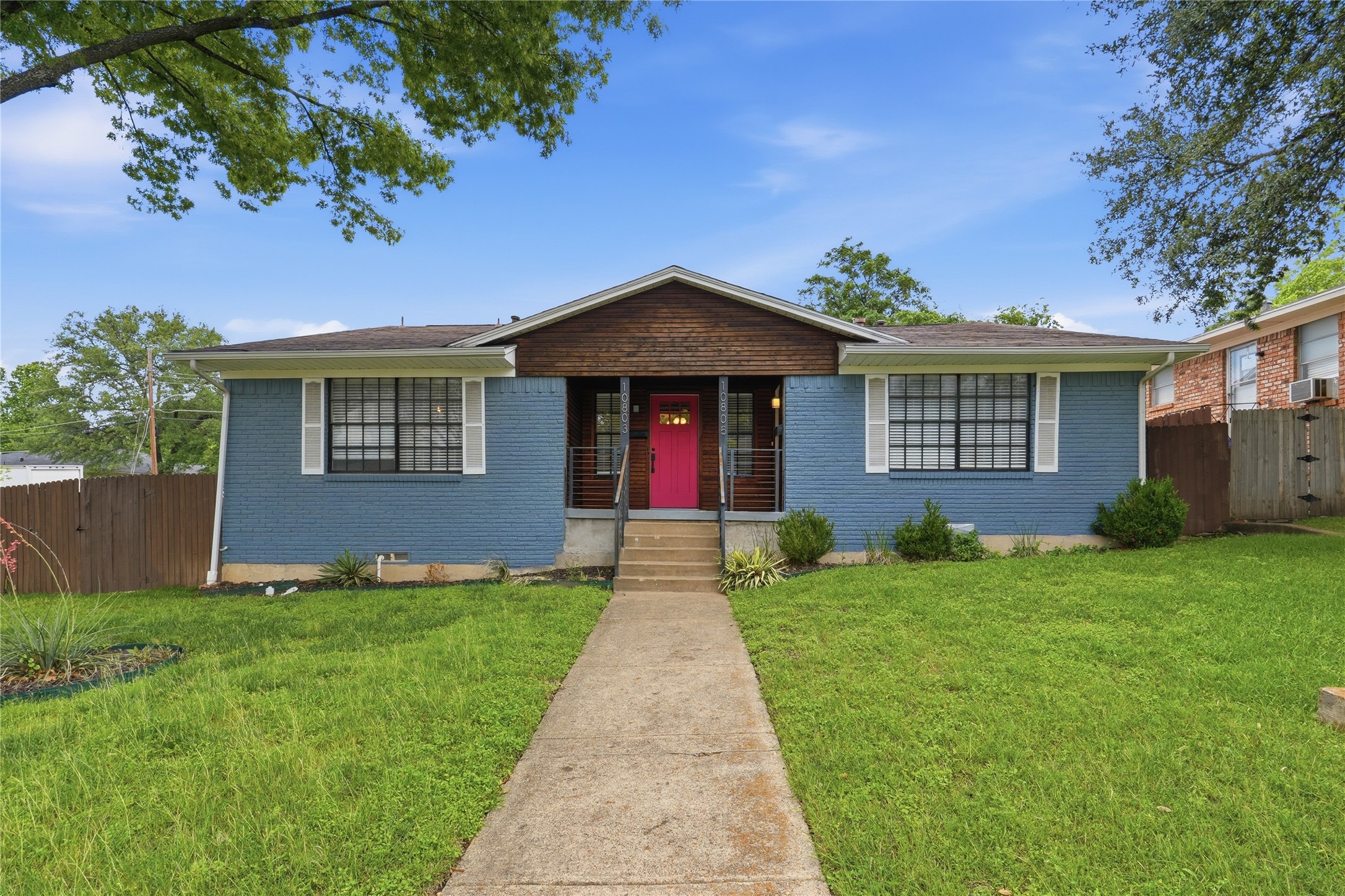 10805 Lake Gardens Drive Dallas TX 75218
