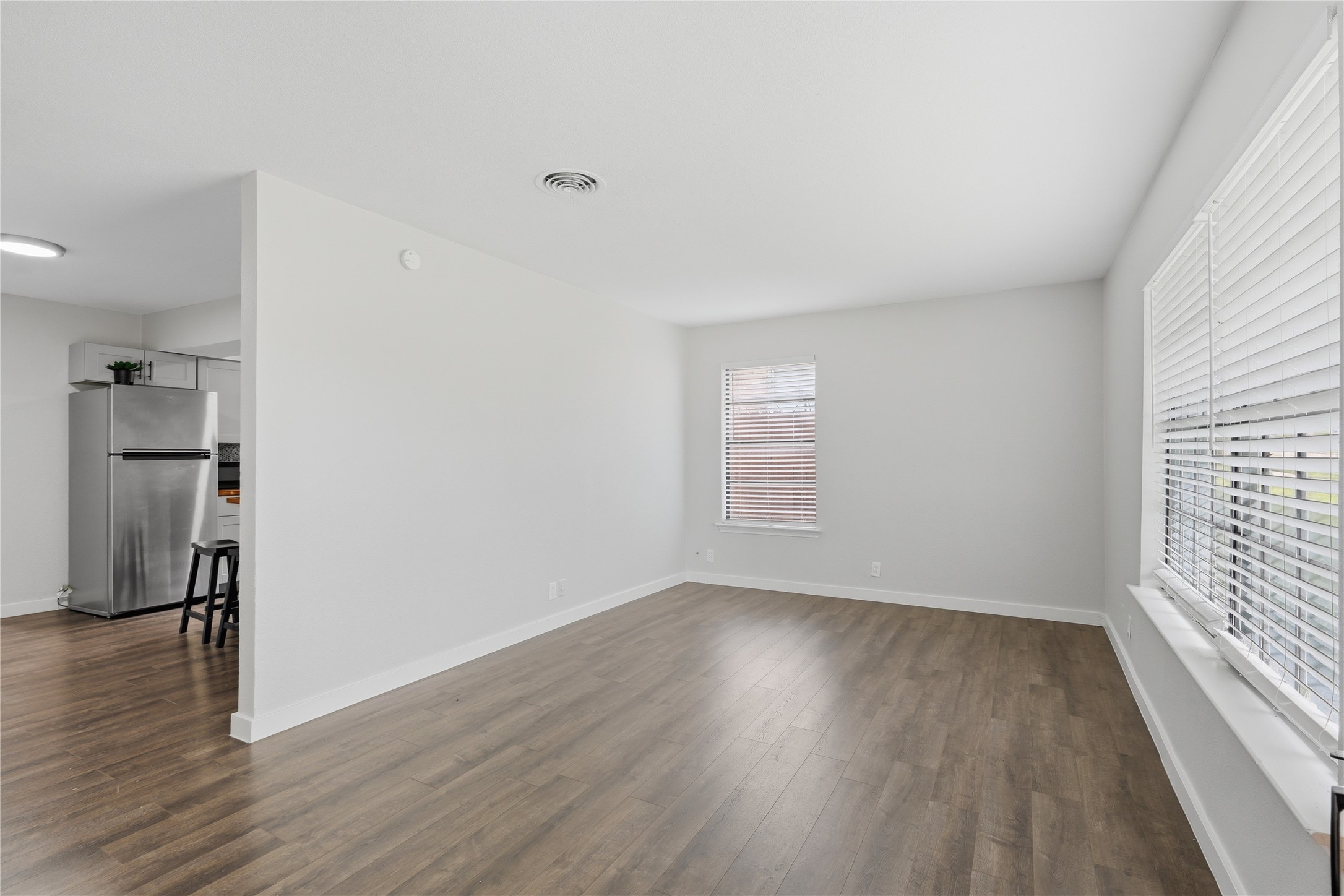 10805 Lake Gardens Drive Dallas TX 75218
