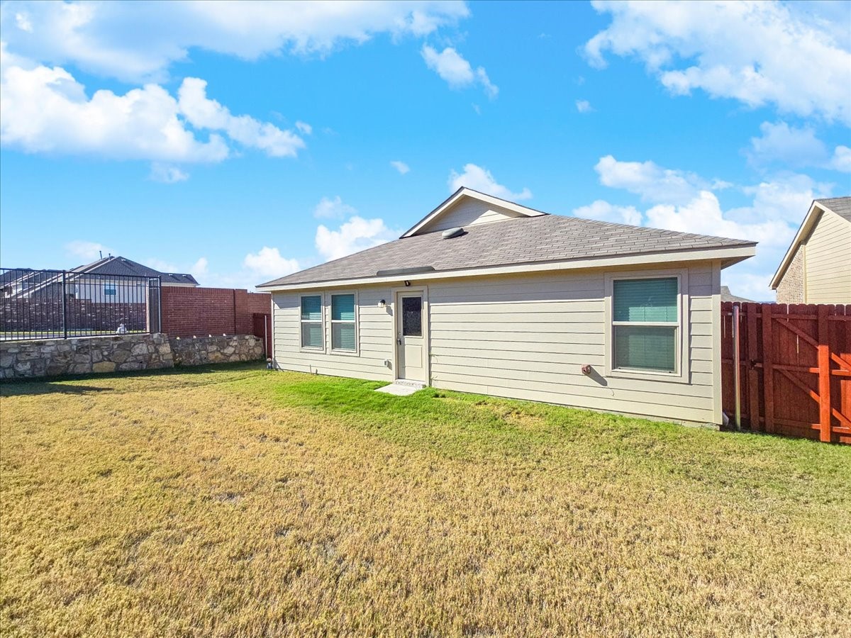 8665 Becker Avenue Fort Worth TX 76123
