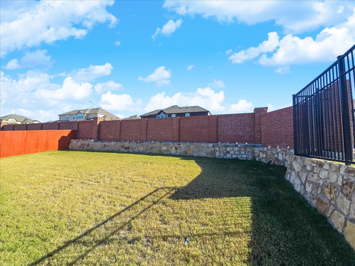 8665 Becker Avenue Fort Worth TX 76123