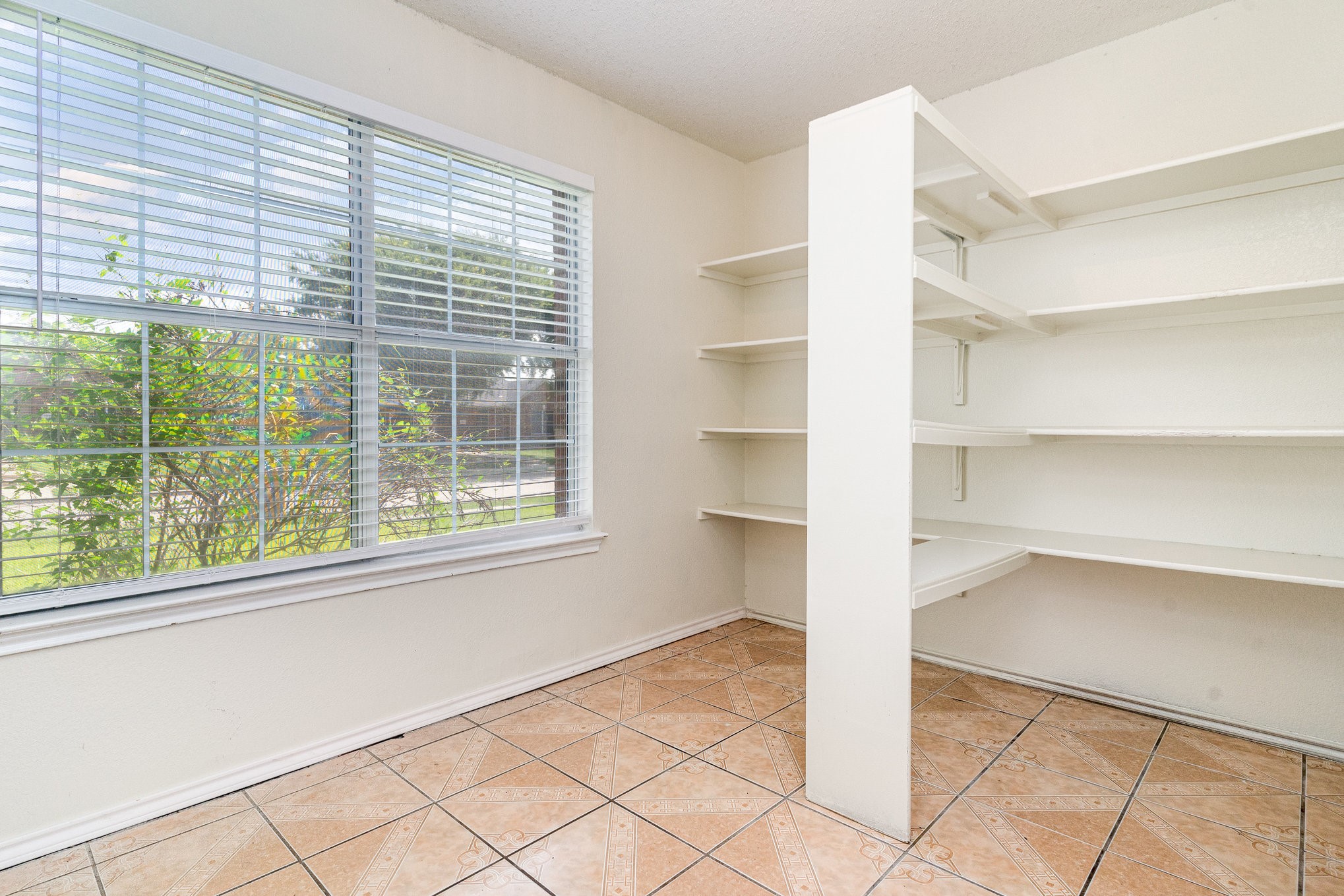 1810 Cedar Ridge Drive Mesquite TX 75181