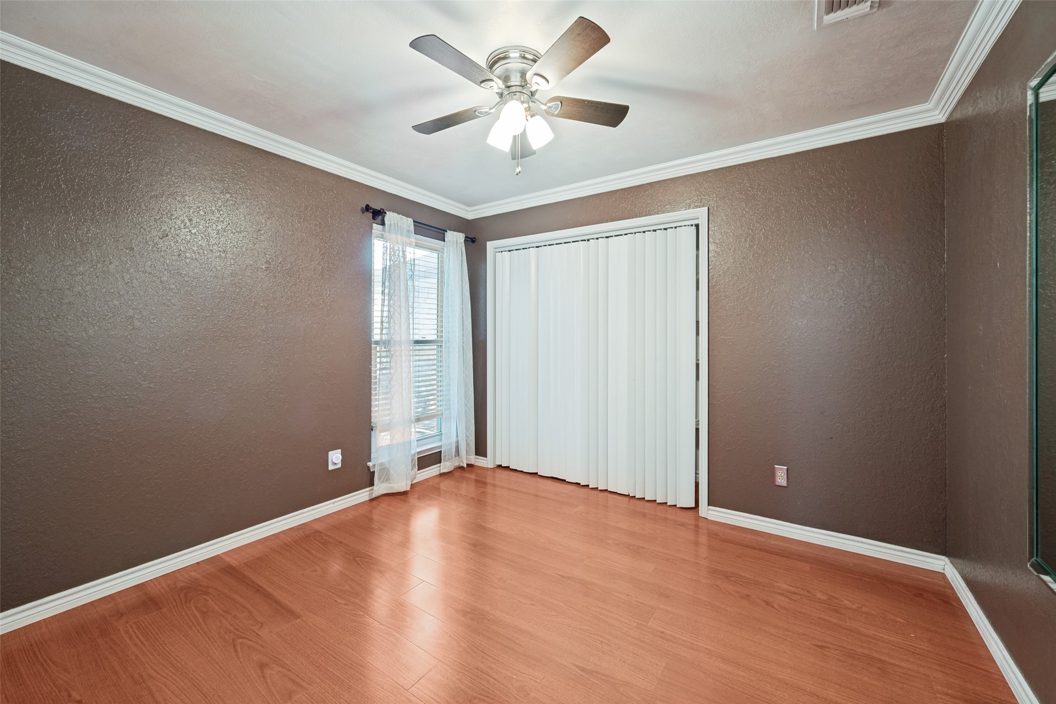 1808 Willow Vale Drive Fort Worth TX 76134