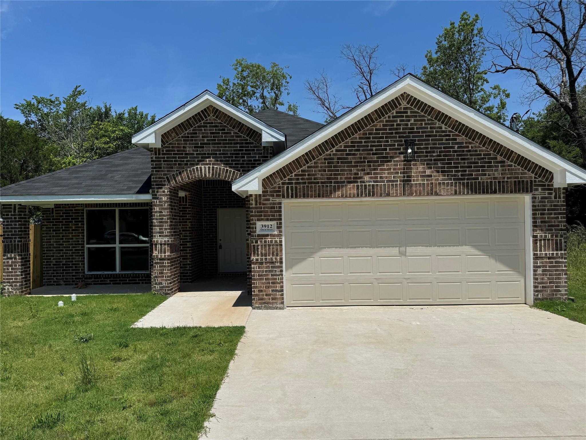 3912 Oneal Street Greenville TX 75401