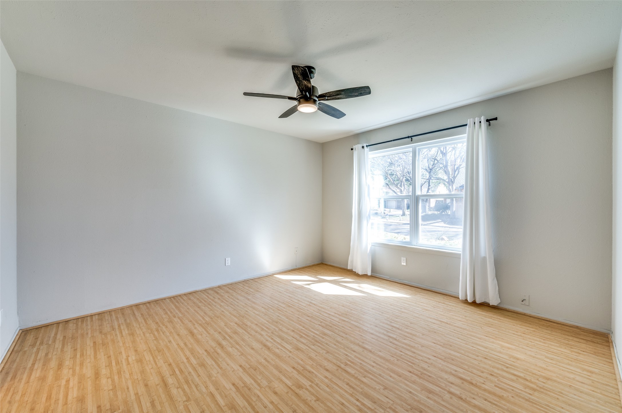 4057 Windhaven Dallas TX 75287
