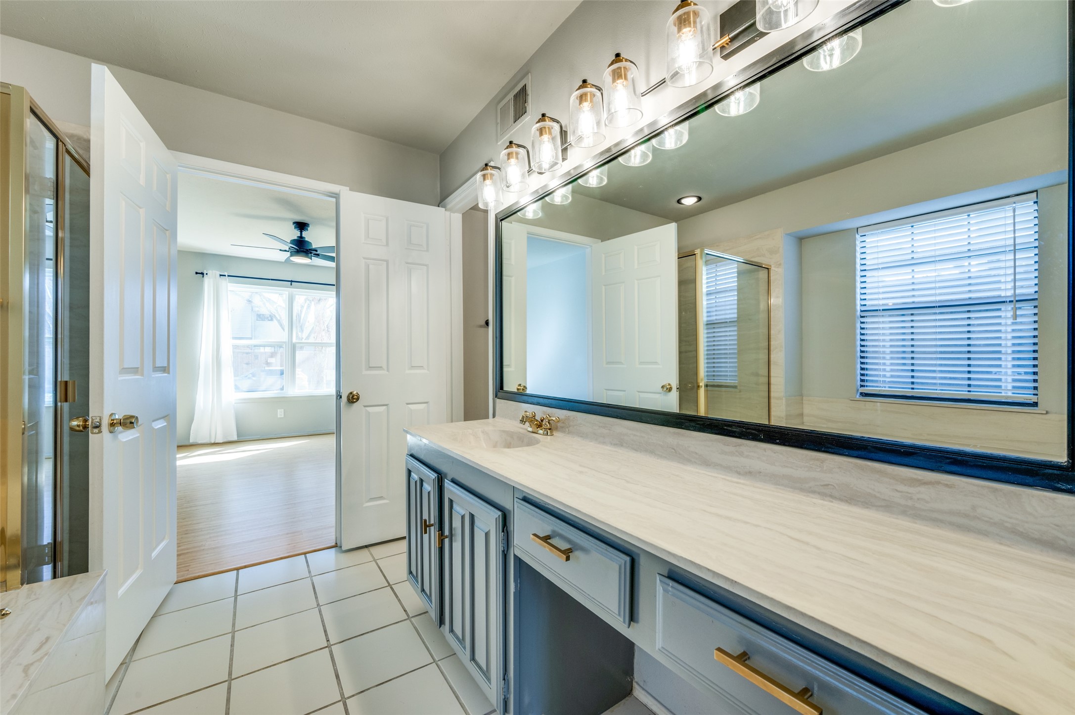 4057 Windhaven Dallas TX 75287