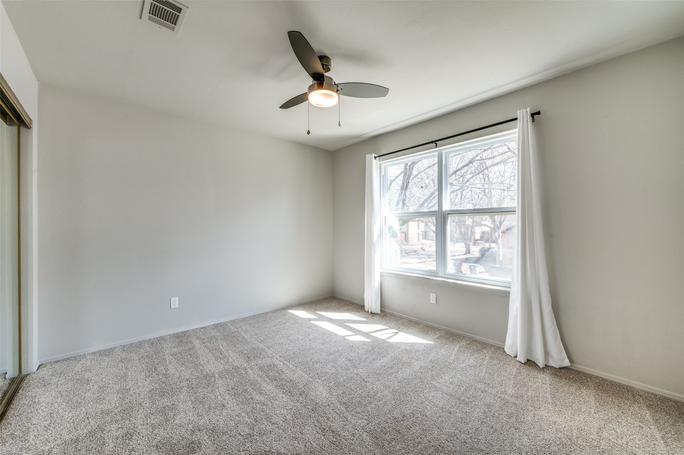 4057 Windhaven Dallas TX 75287