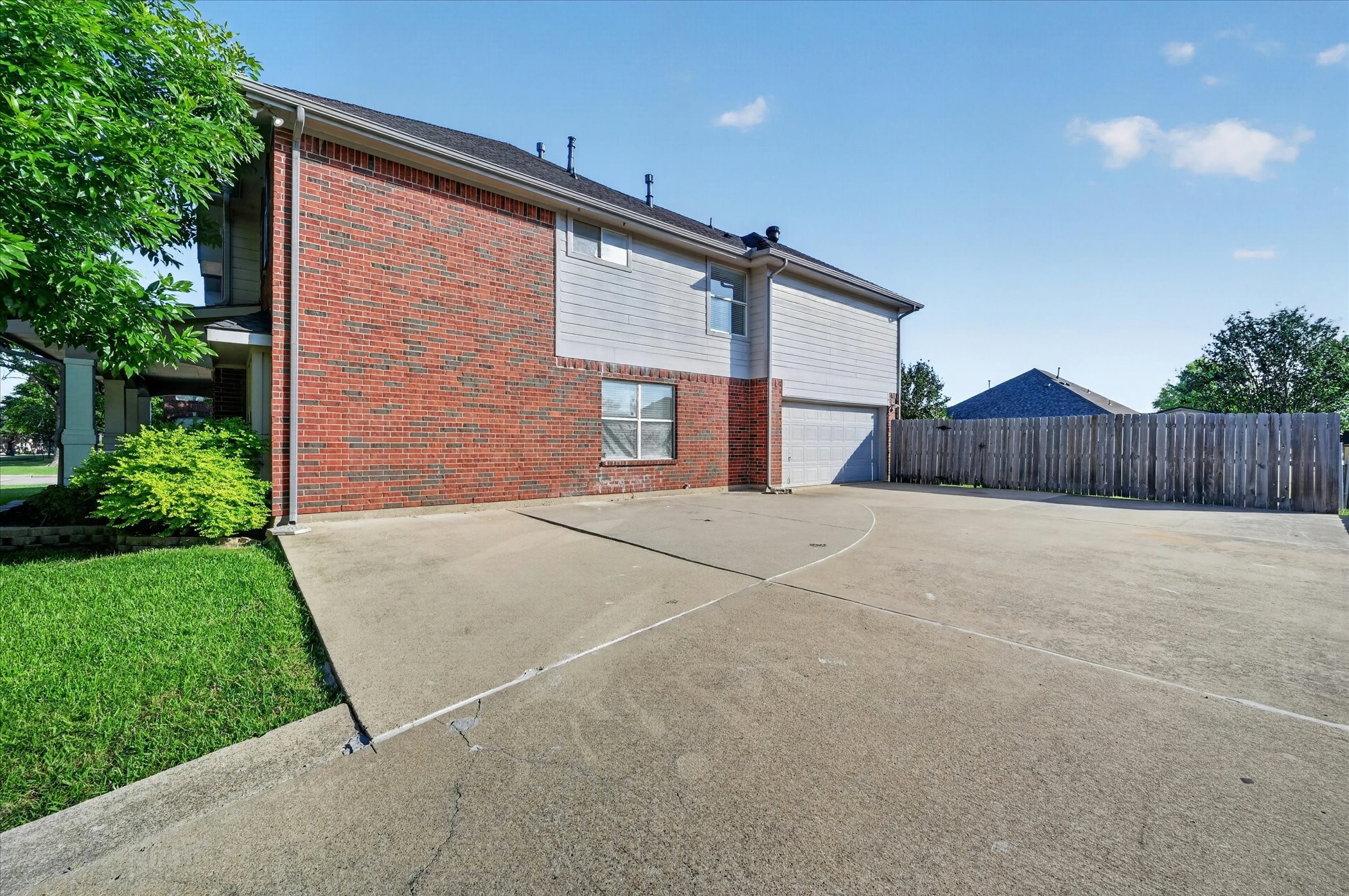 2901 Saint Charles Drive Mansfield TX 76063