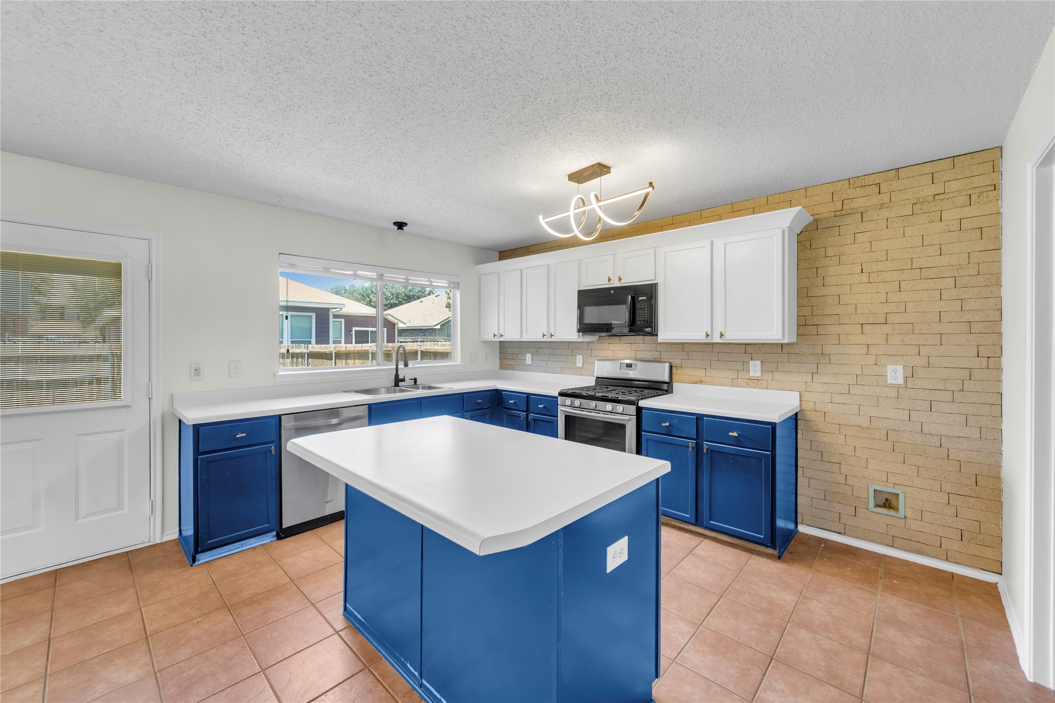 13221 Elmhurst Drive Fort Worth TX 76244