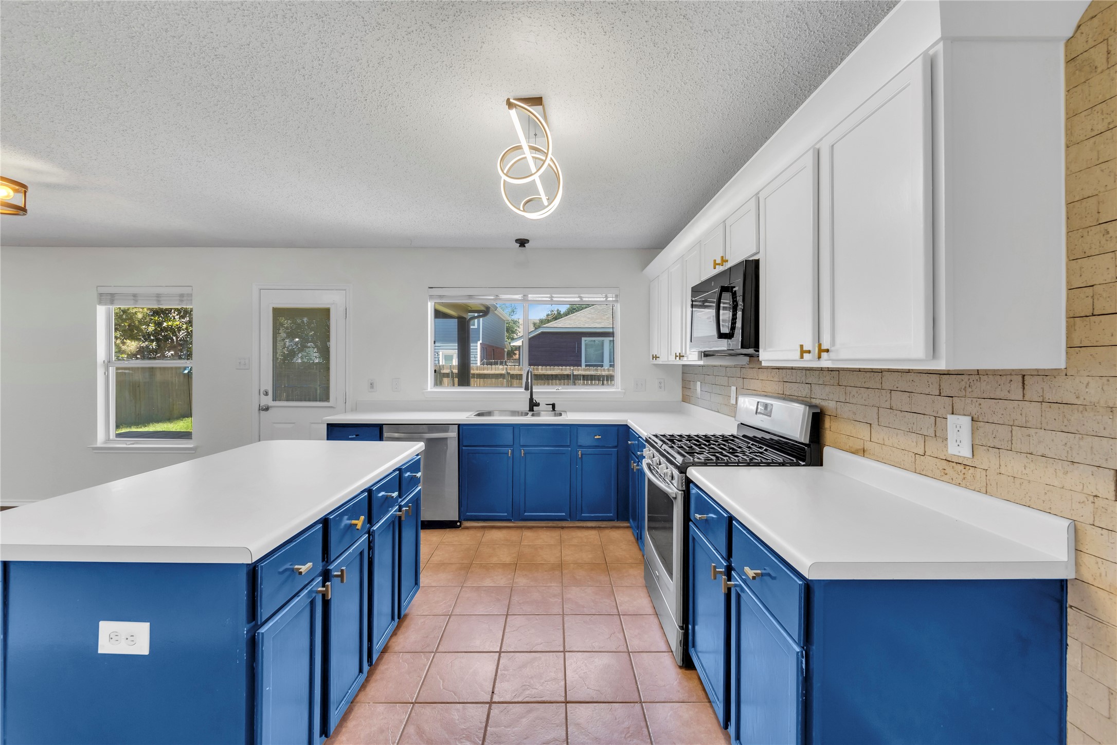 13221 Elmhurst Drive Fort Worth TX 76244
