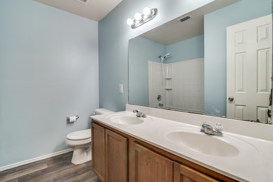 2829 Kerrville Drive Mesquite TX 75181