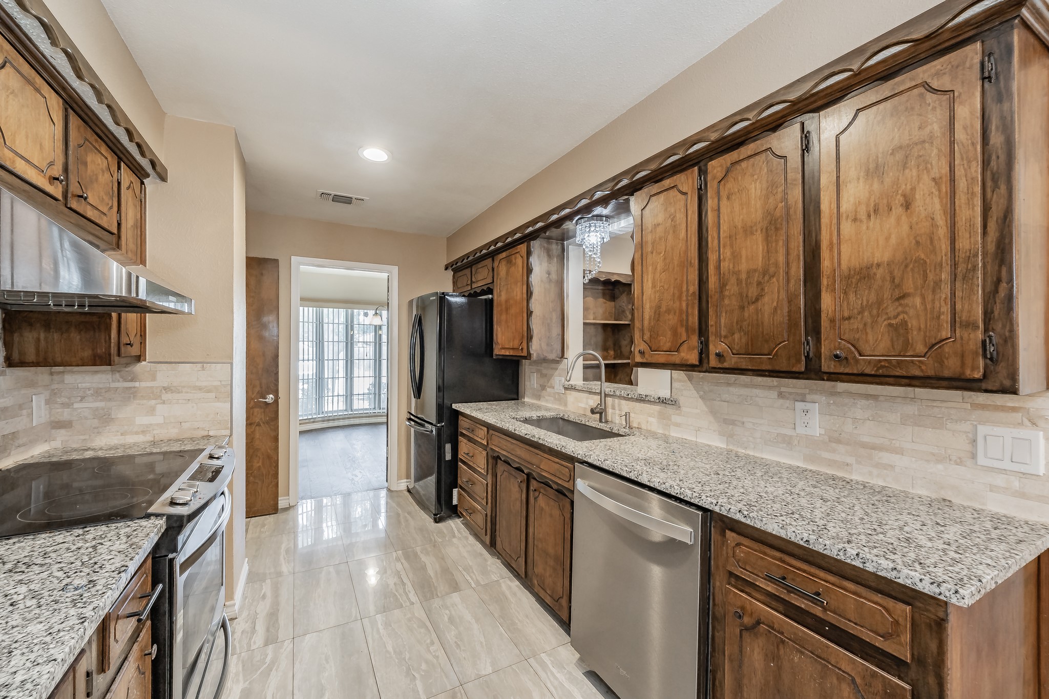 2863 Hitson Lane Fort Worth TX 76112