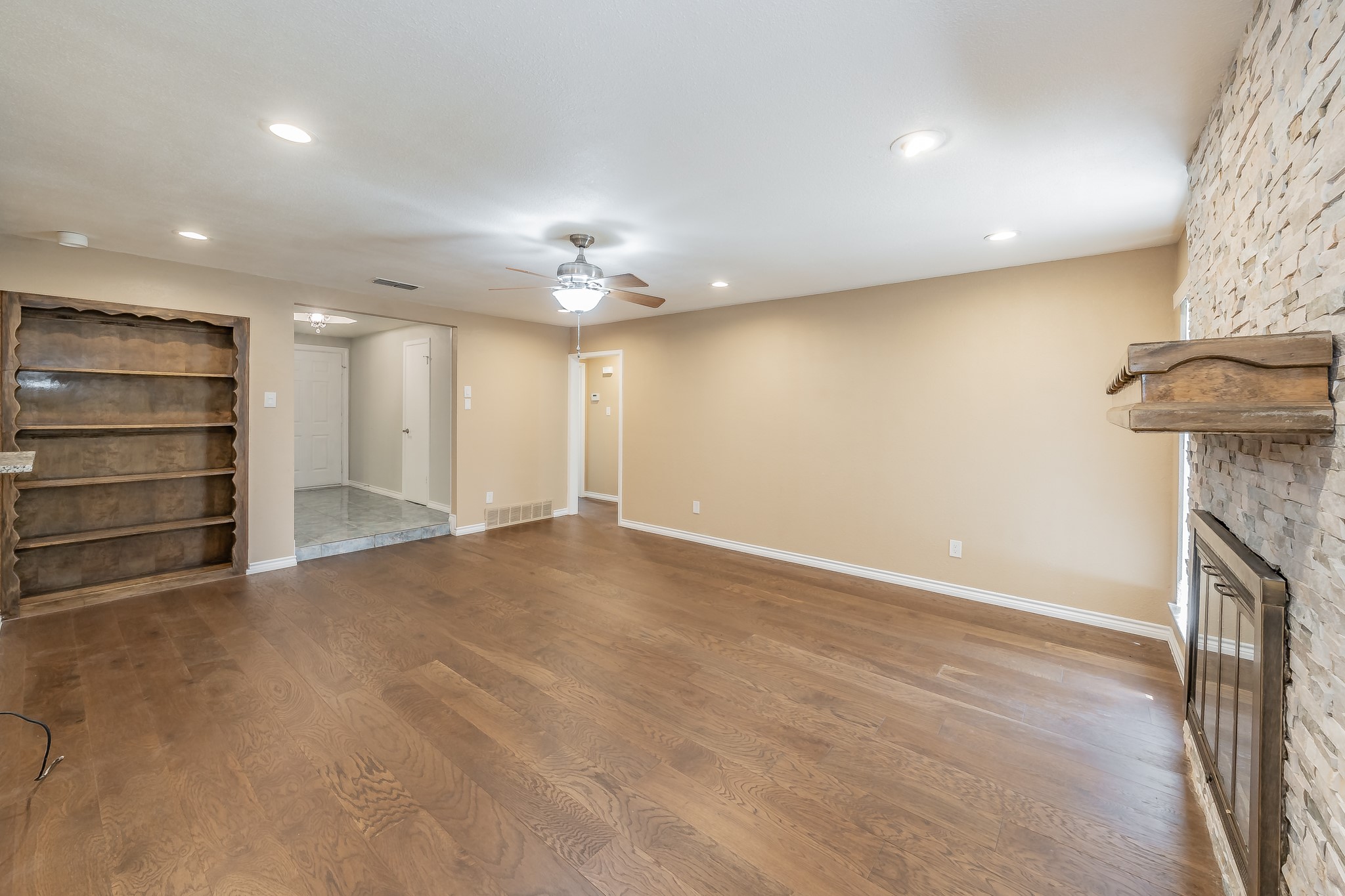 2863 Hitson Lane Fort Worth TX 76112