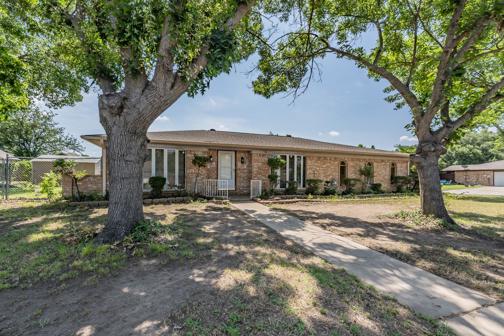 2863 Hitson Lane Fort Worth TX 76112