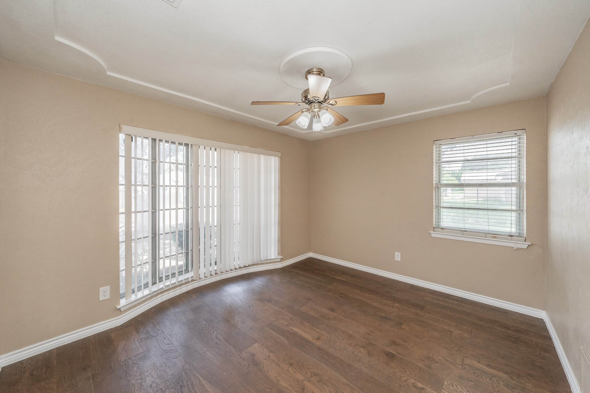 2863 Hitson Lane Fort Worth TX 76112