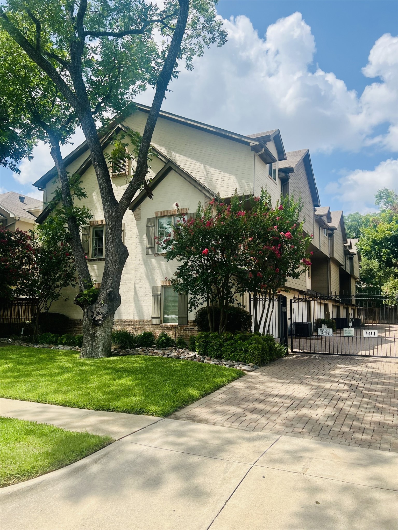 3414 Mcfarlin Boulevard University Park TX 75205