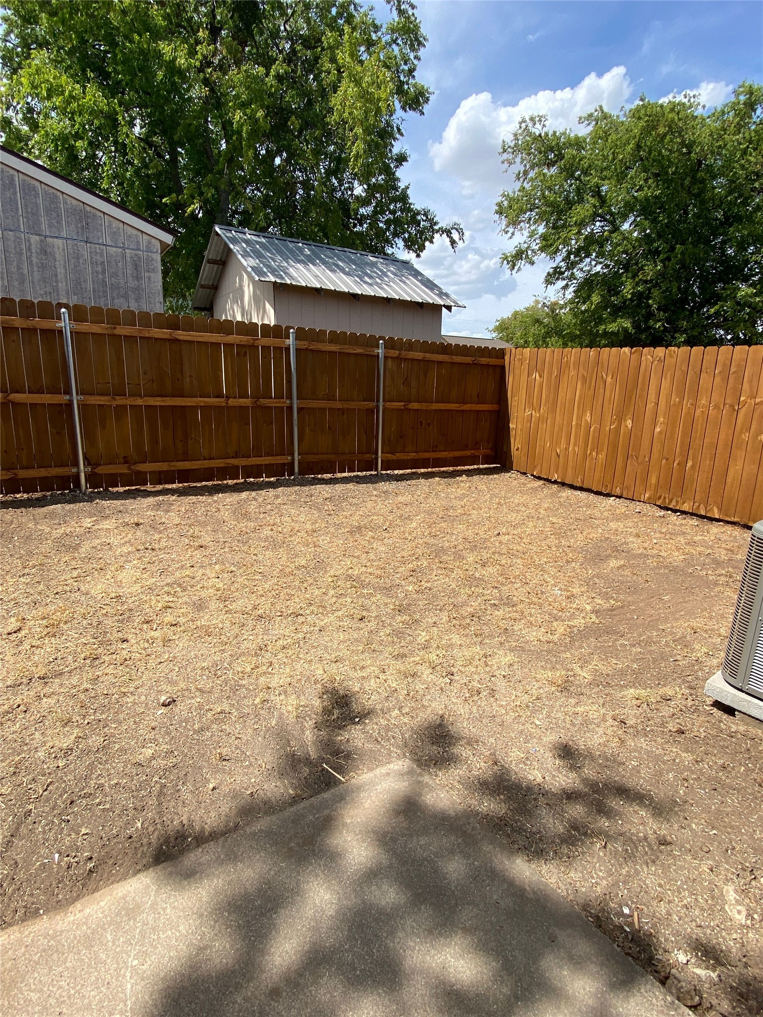 1302 Berry Drive Cleburne TX 76033