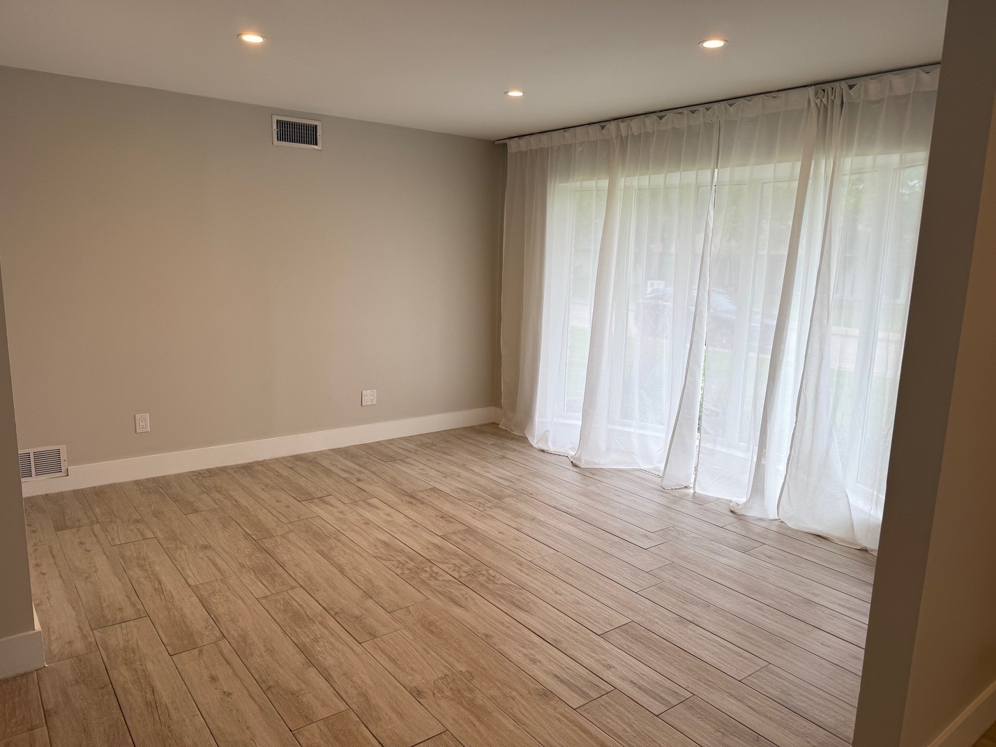 4135 High Summit Drive Dallas TX 75244