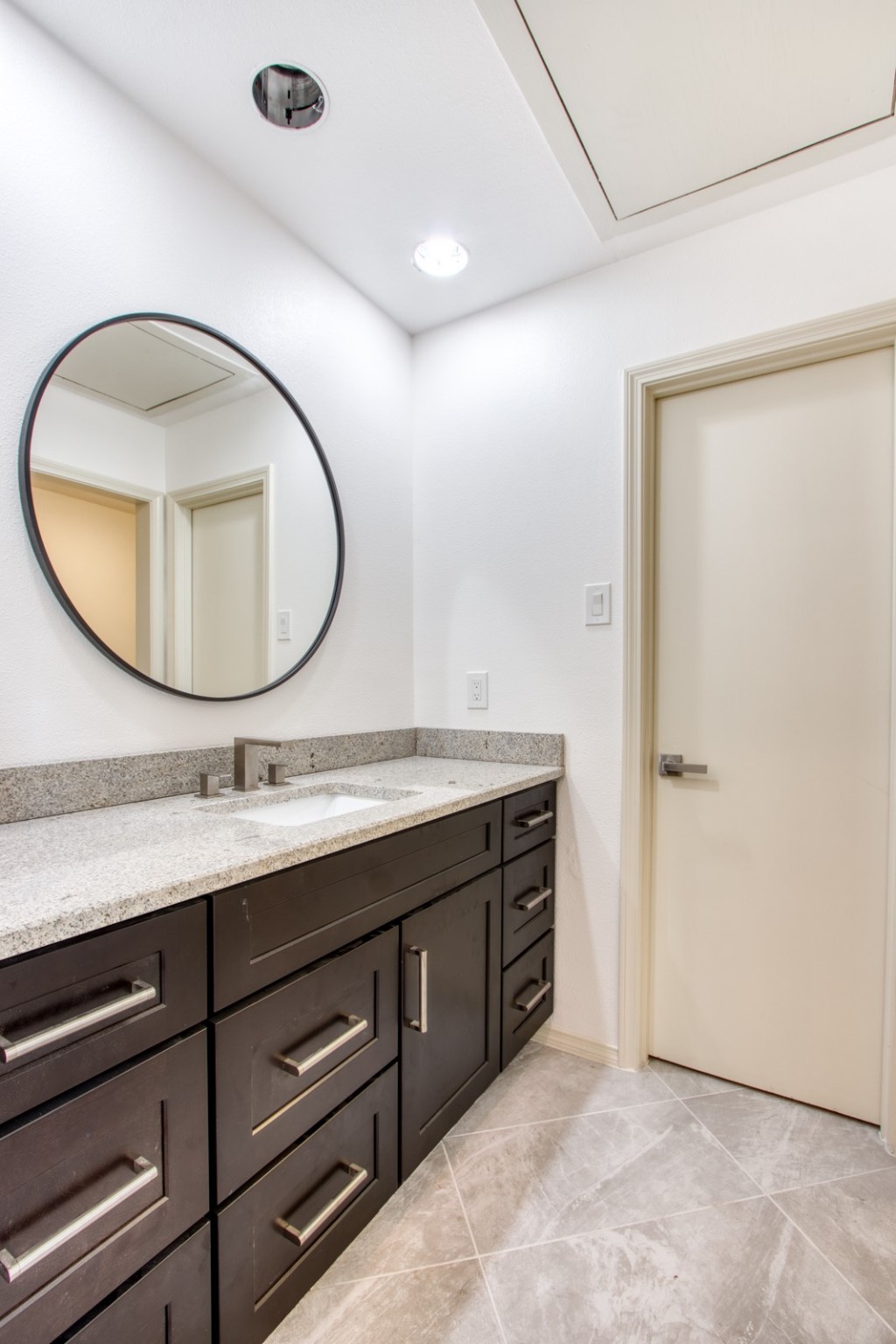 16341 Lauder Lane Dallas TX 75248