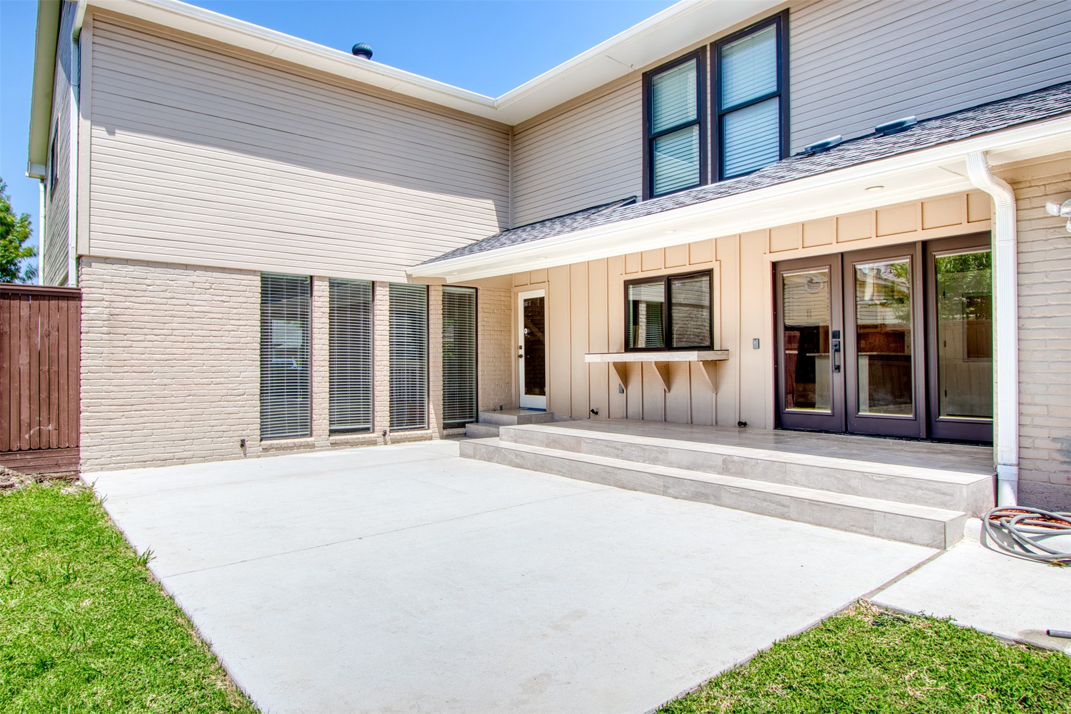16341 Lauder Lane Dallas TX 75248