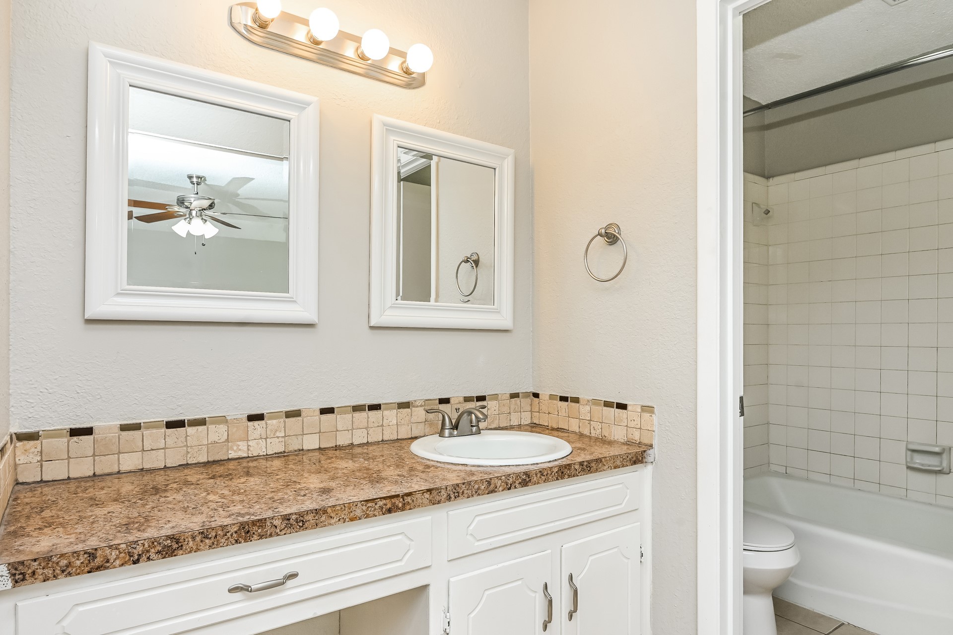 7508 Evergreen Drive Watauga TX 76148