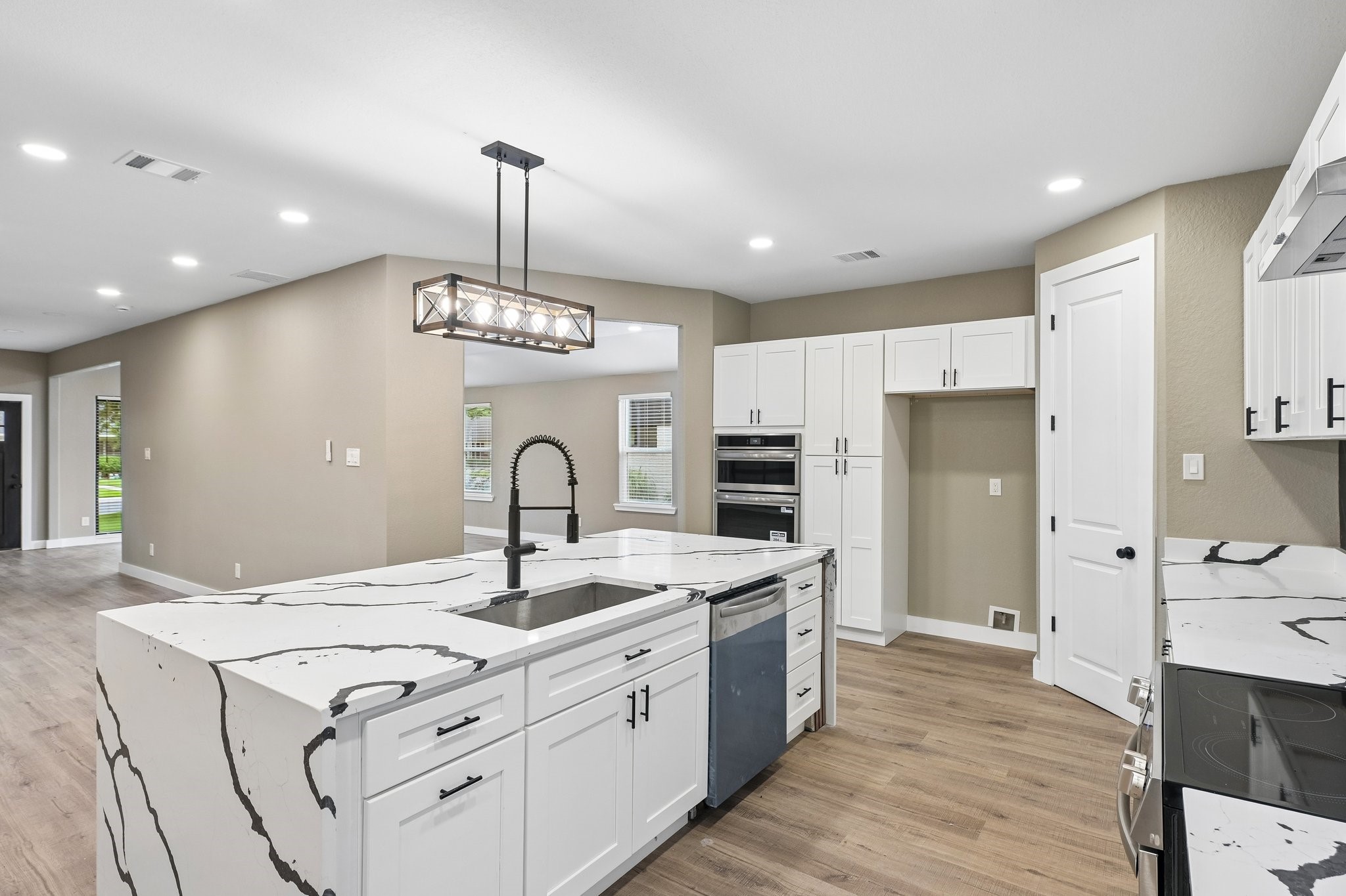 3337 Whirlaway Road Dallas TX 75229