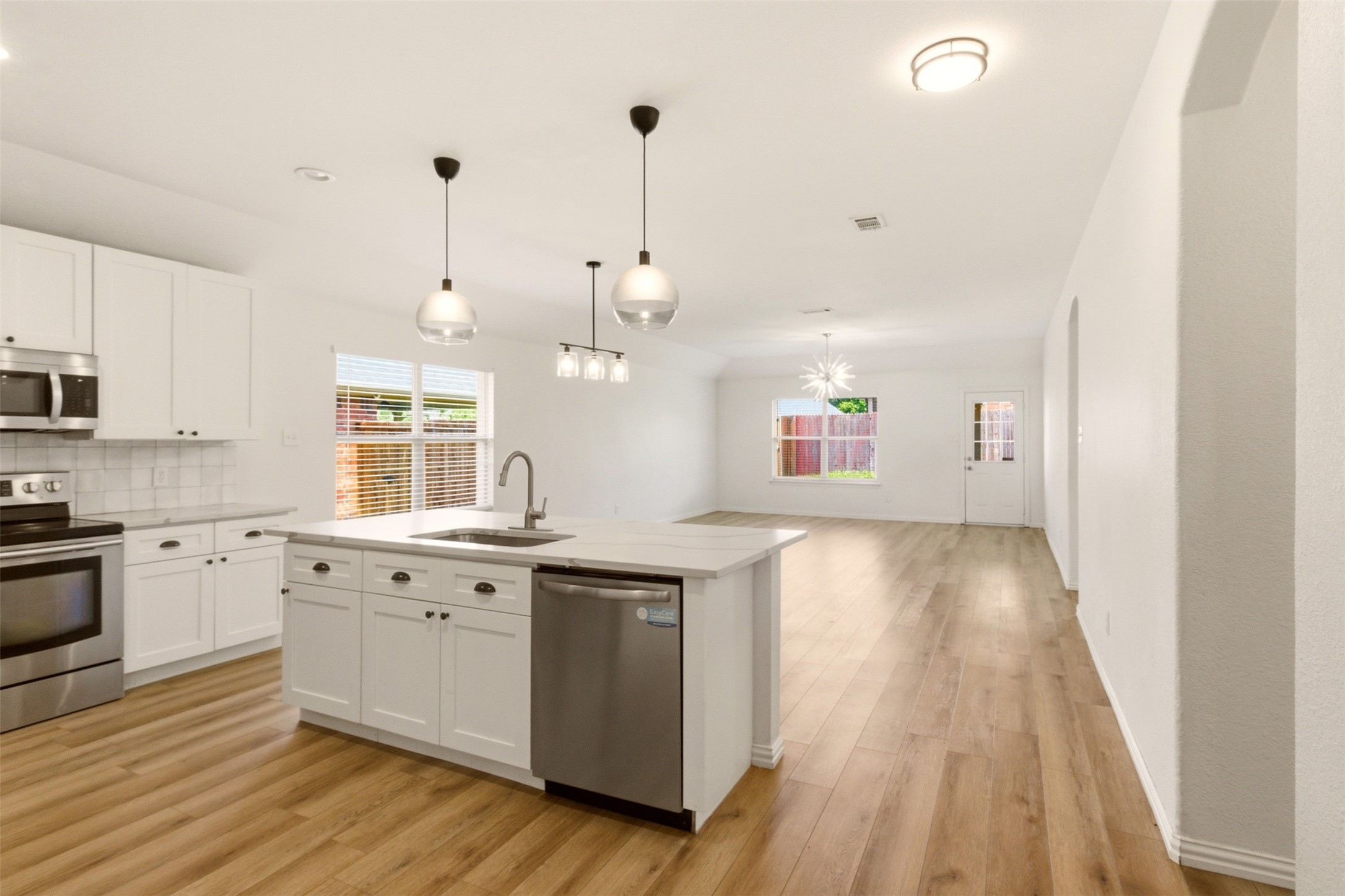 2201 Willow Creek Drive Little Elm TX 75068