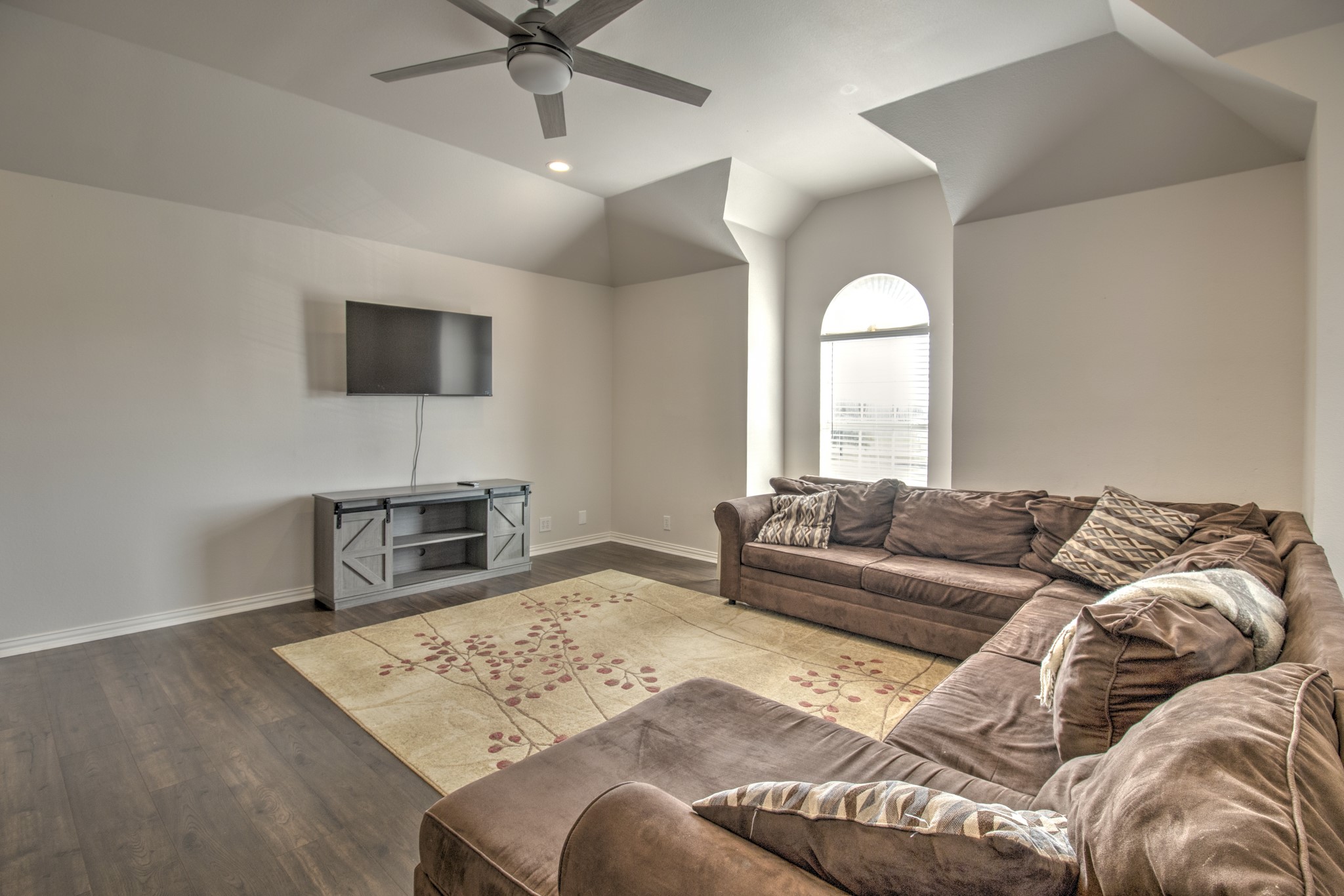 4275 Old Thomas Road Aubrey TX 76227