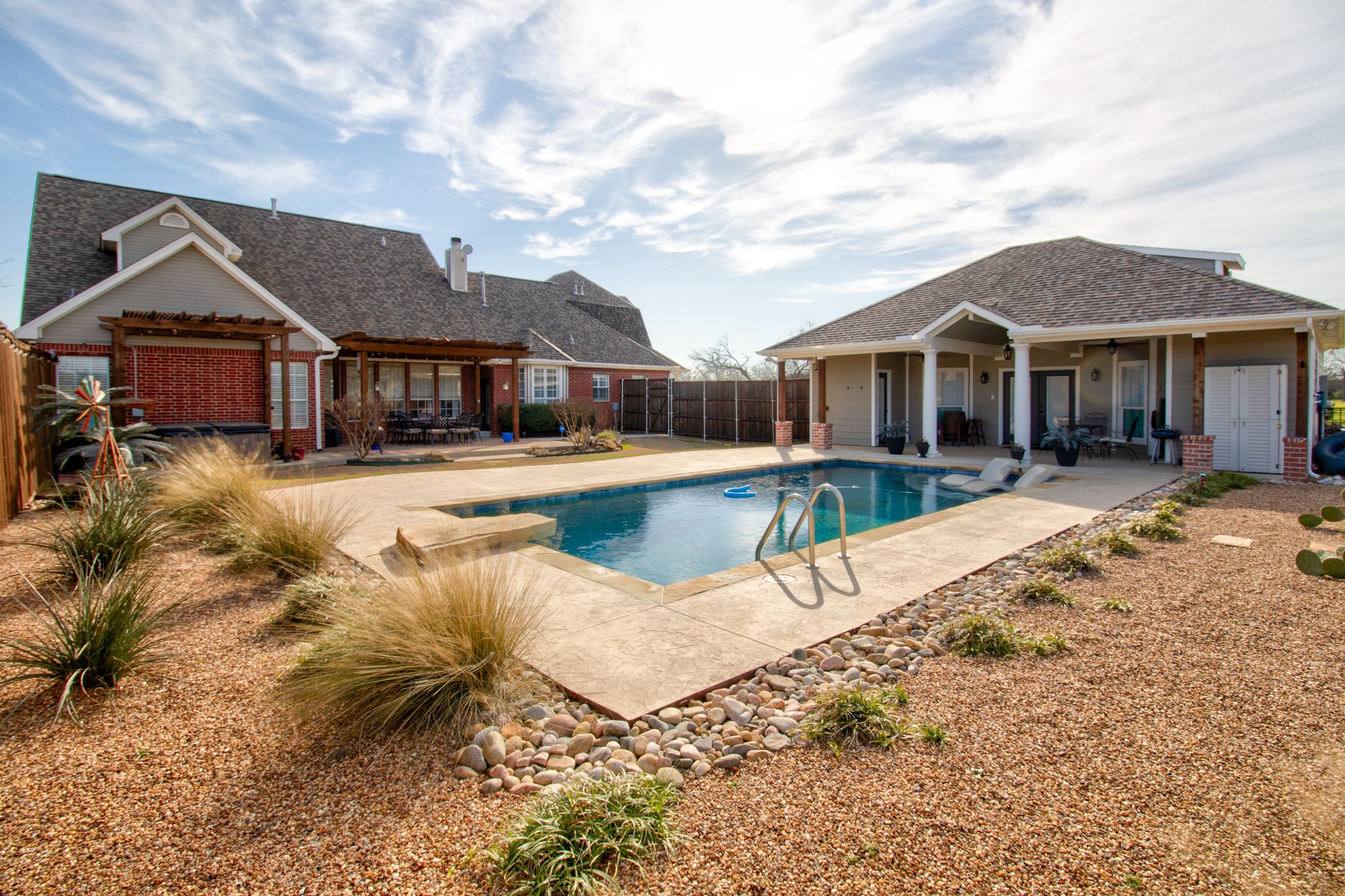 4275 Old Thomas Road Aubrey TX 76227