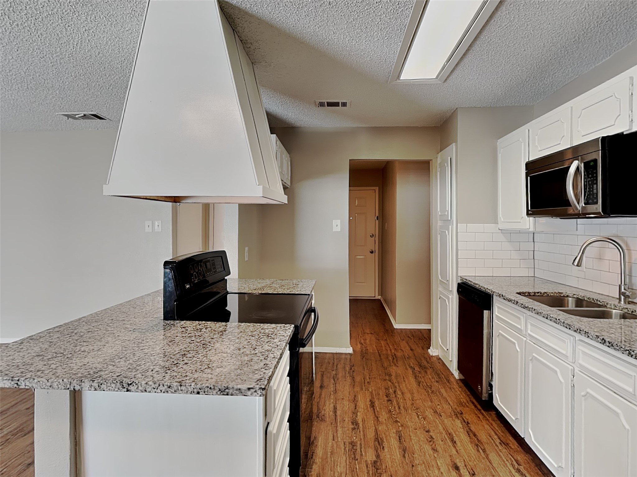 701 Admiralty Way Fort Worth TX 76108
