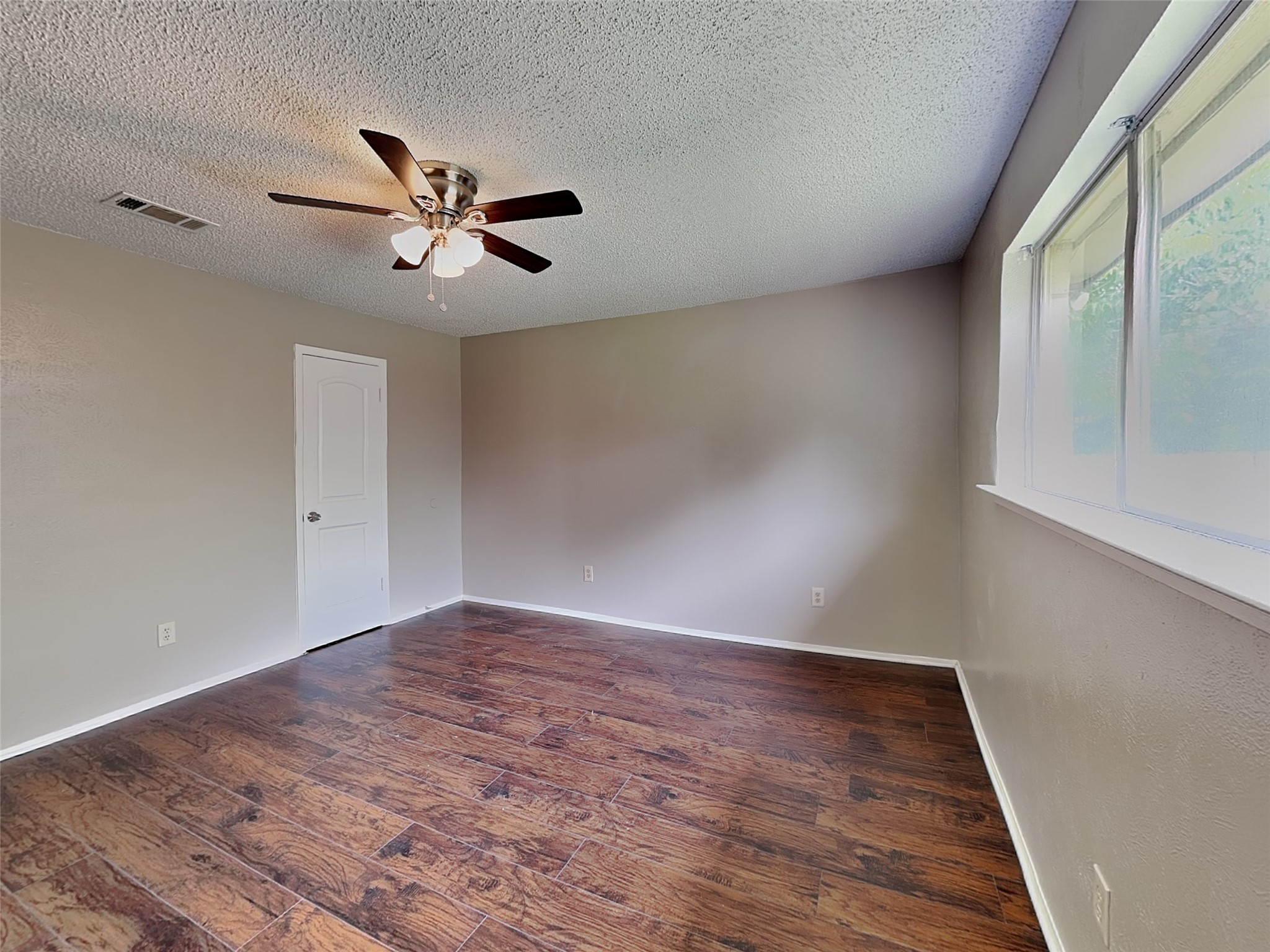 701 Admiralty Way Fort Worth TX 76108