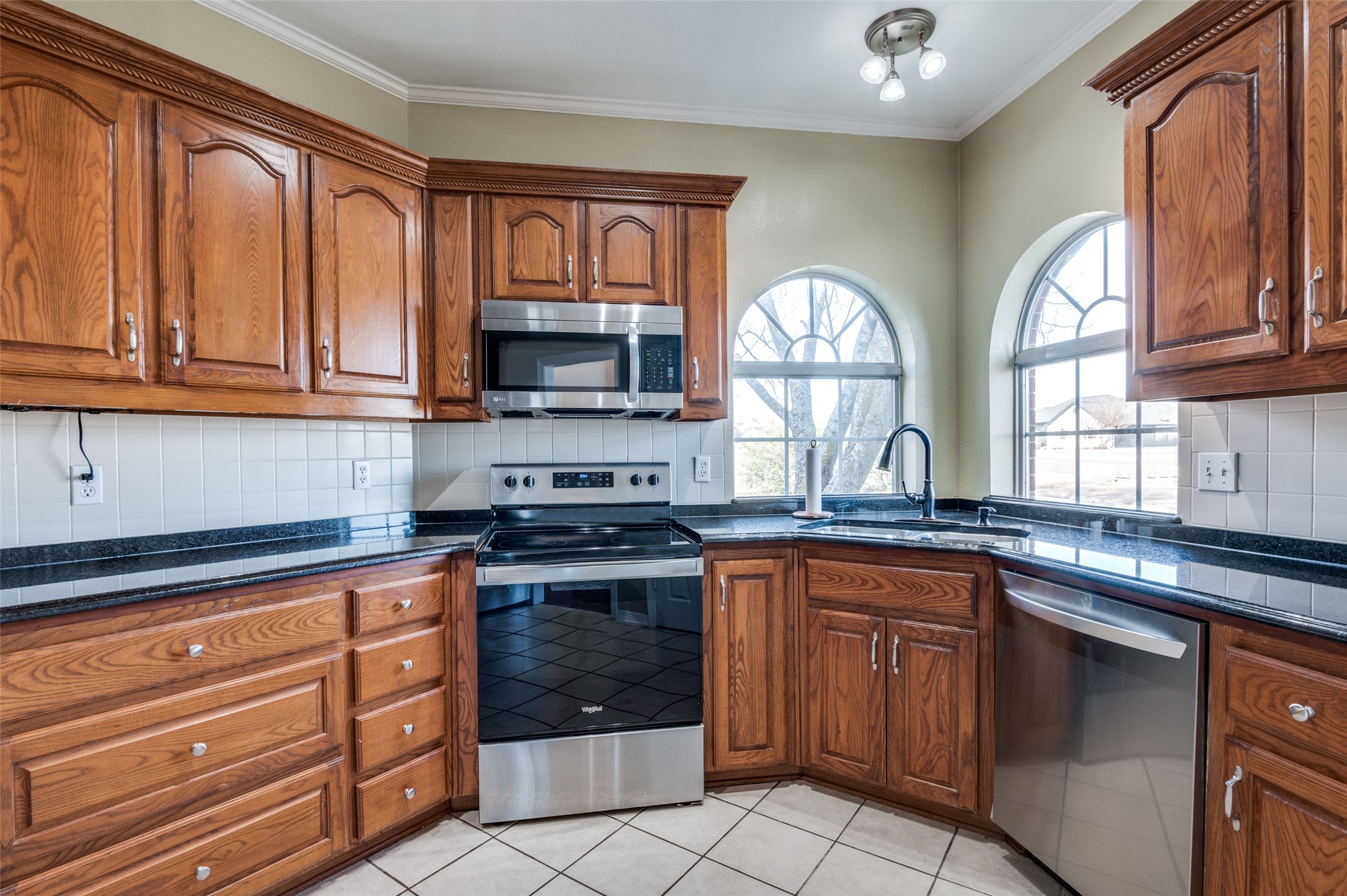 168 Hunters Glen Drive Waxahachie TX 75167