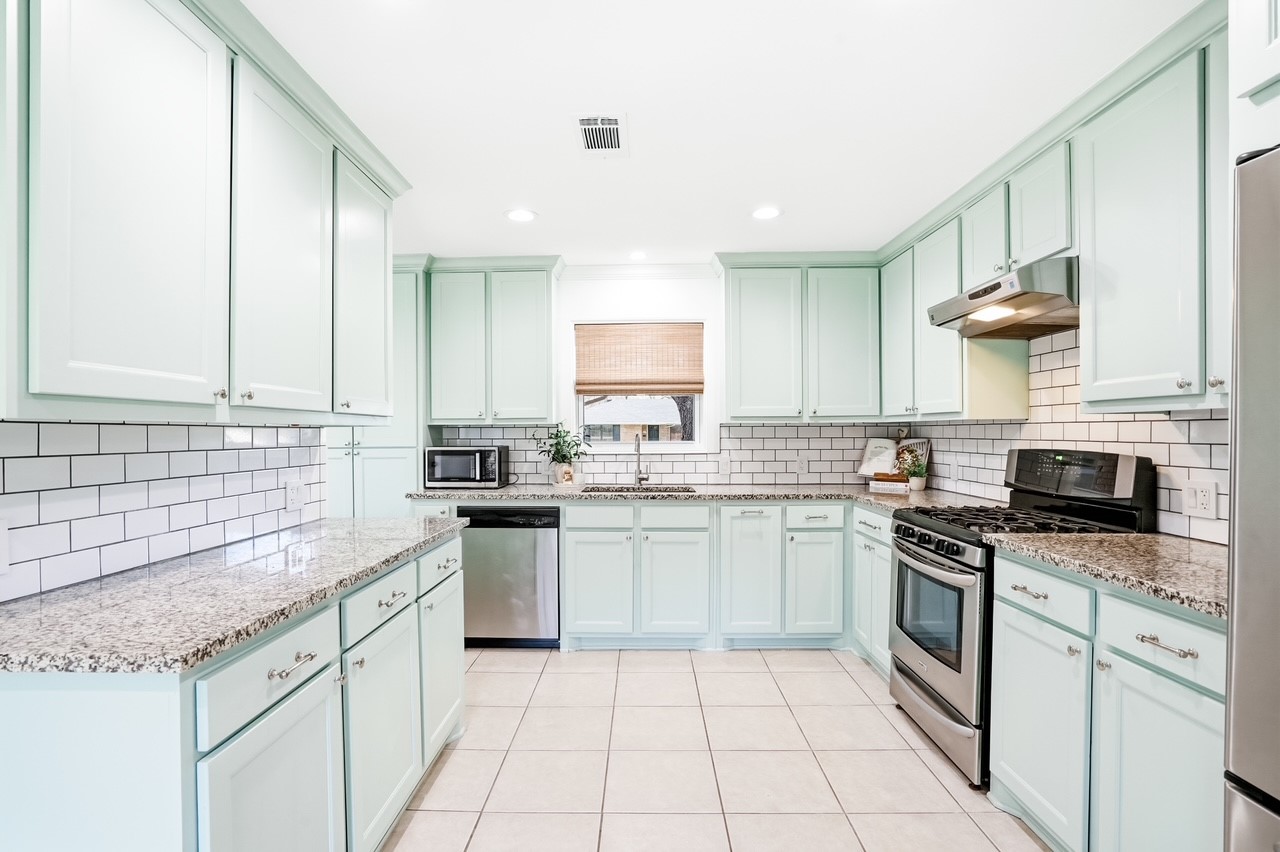8834 Liptonshire Drive Dallas TX 75238