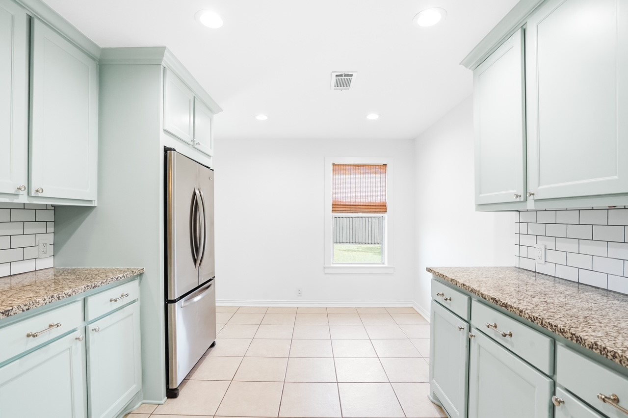 8834 Liptonshire Drive Dallas TX 75238
