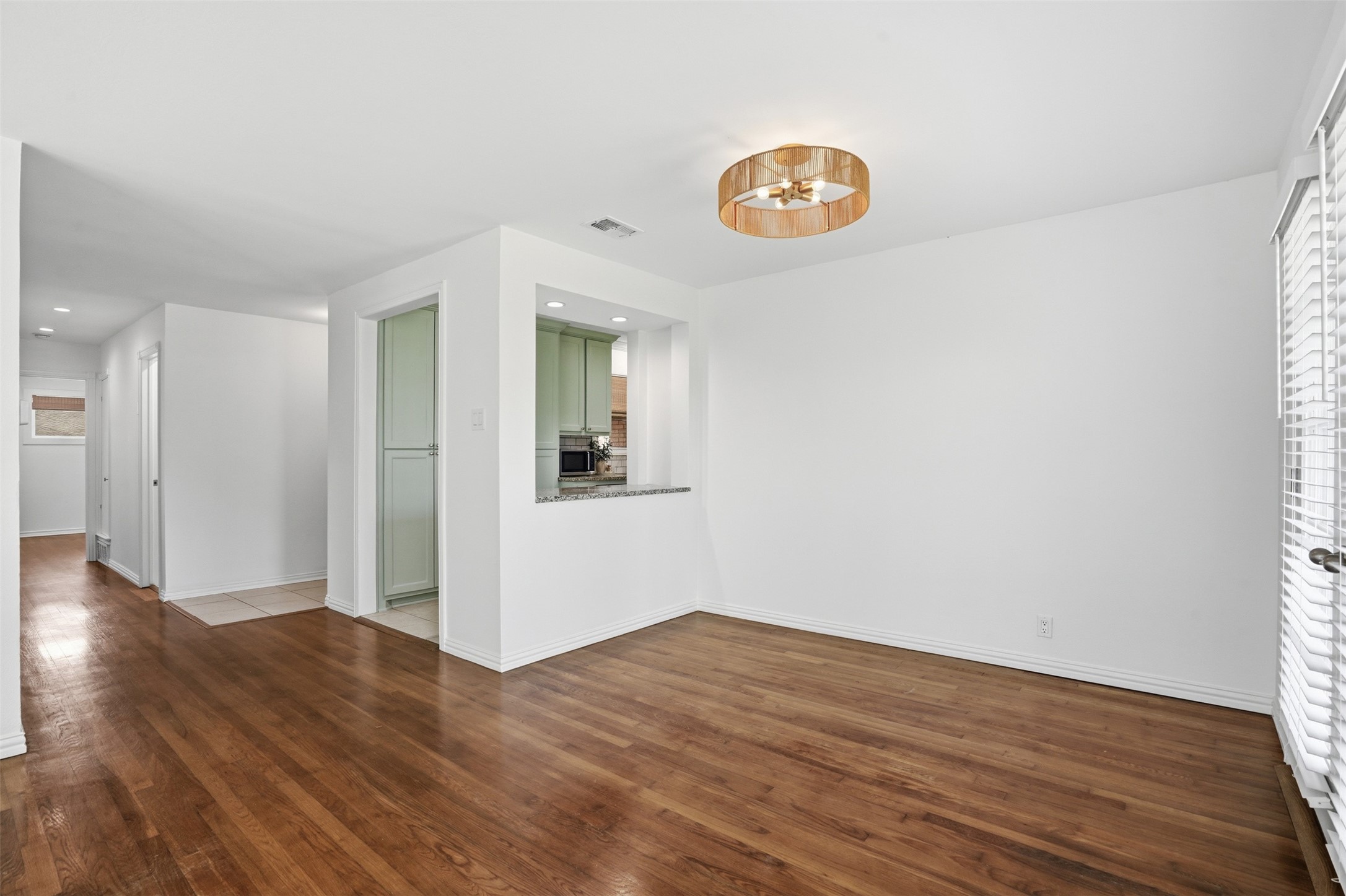 8834 Liptonshire Drive Dallas TX 75238