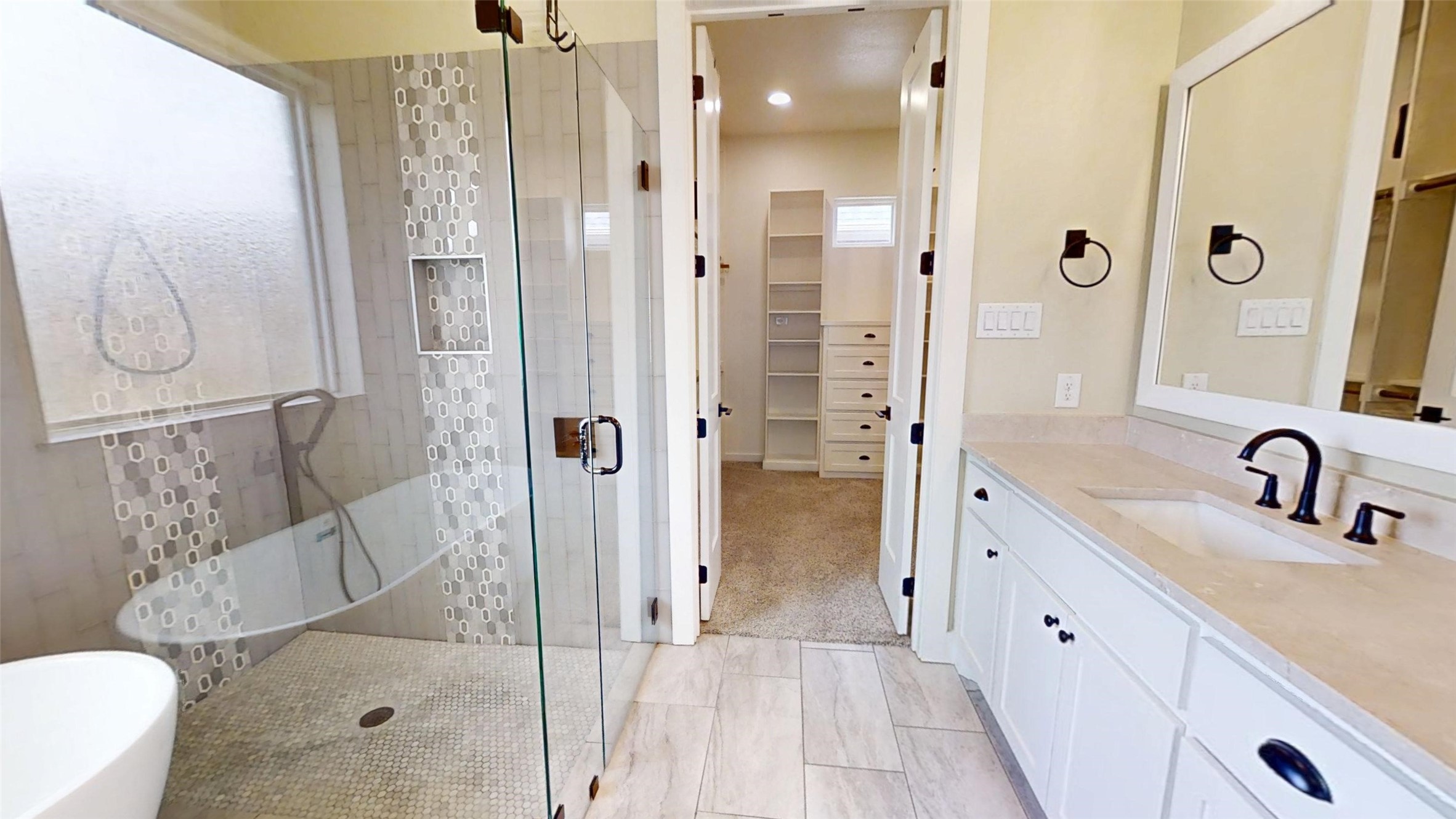 2405 Vineyard Drive Granbury TX 76048